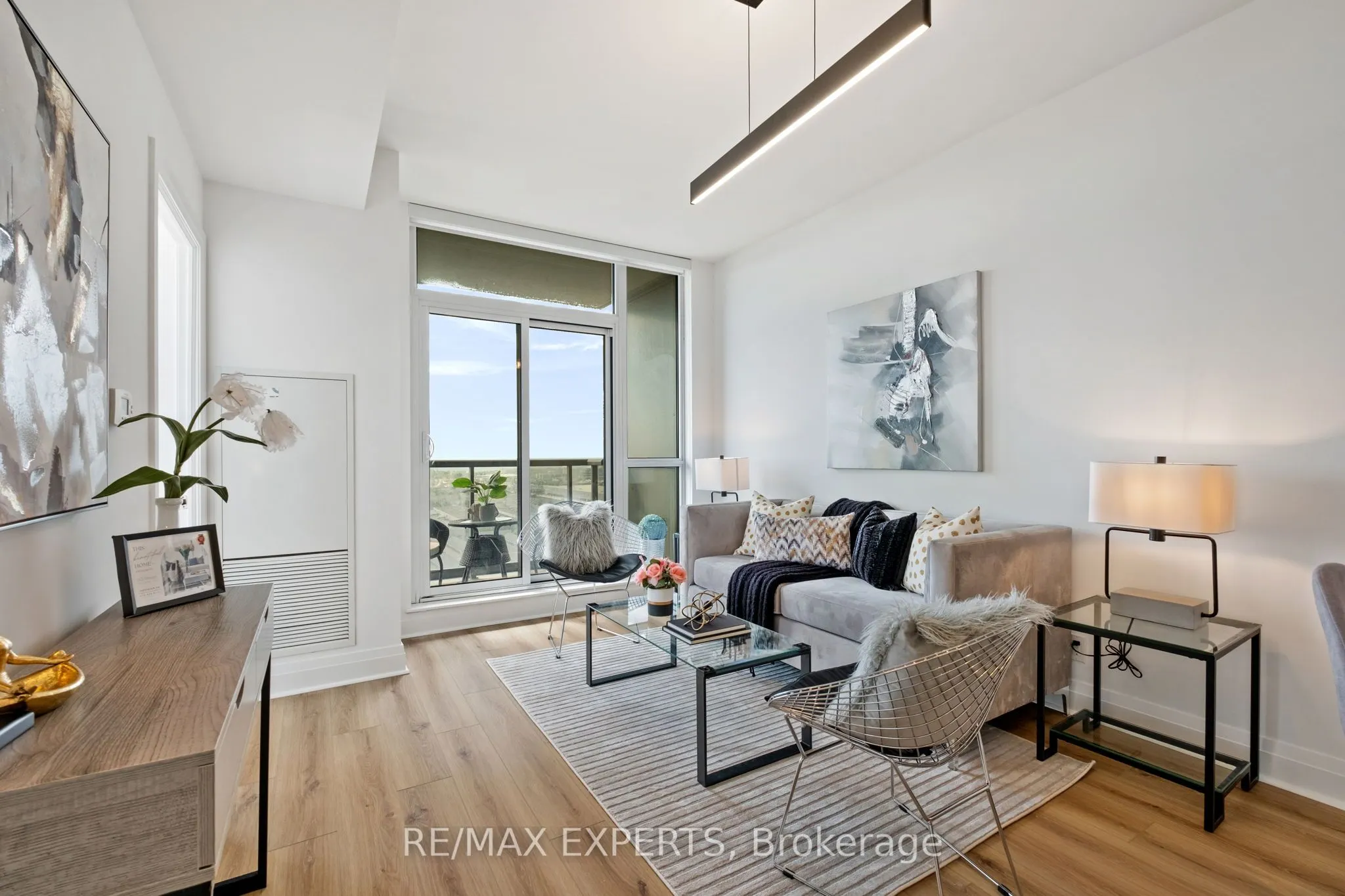 17 Zorra Street, #2006