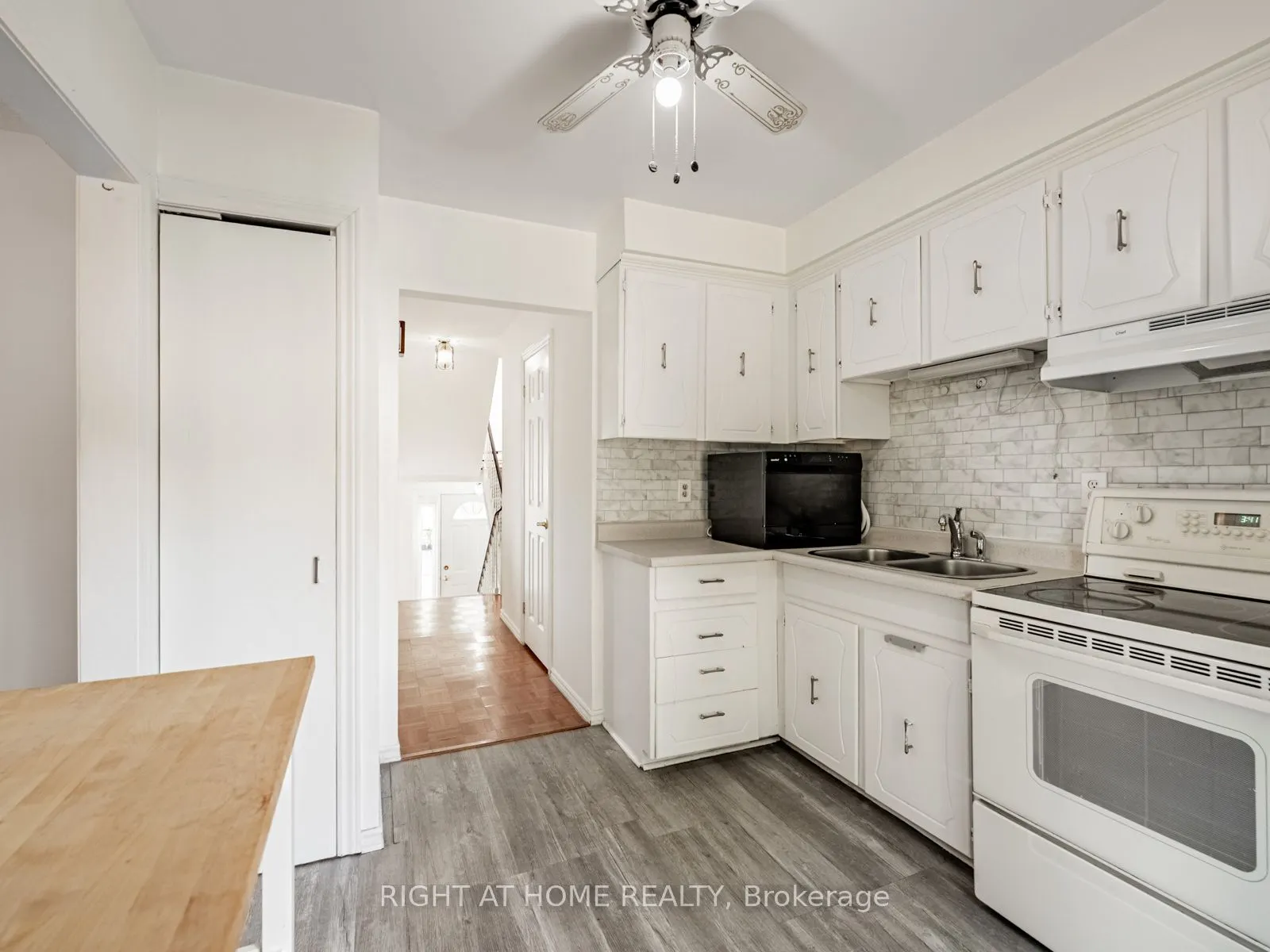 2380 Bromsgrove Road SW, #9