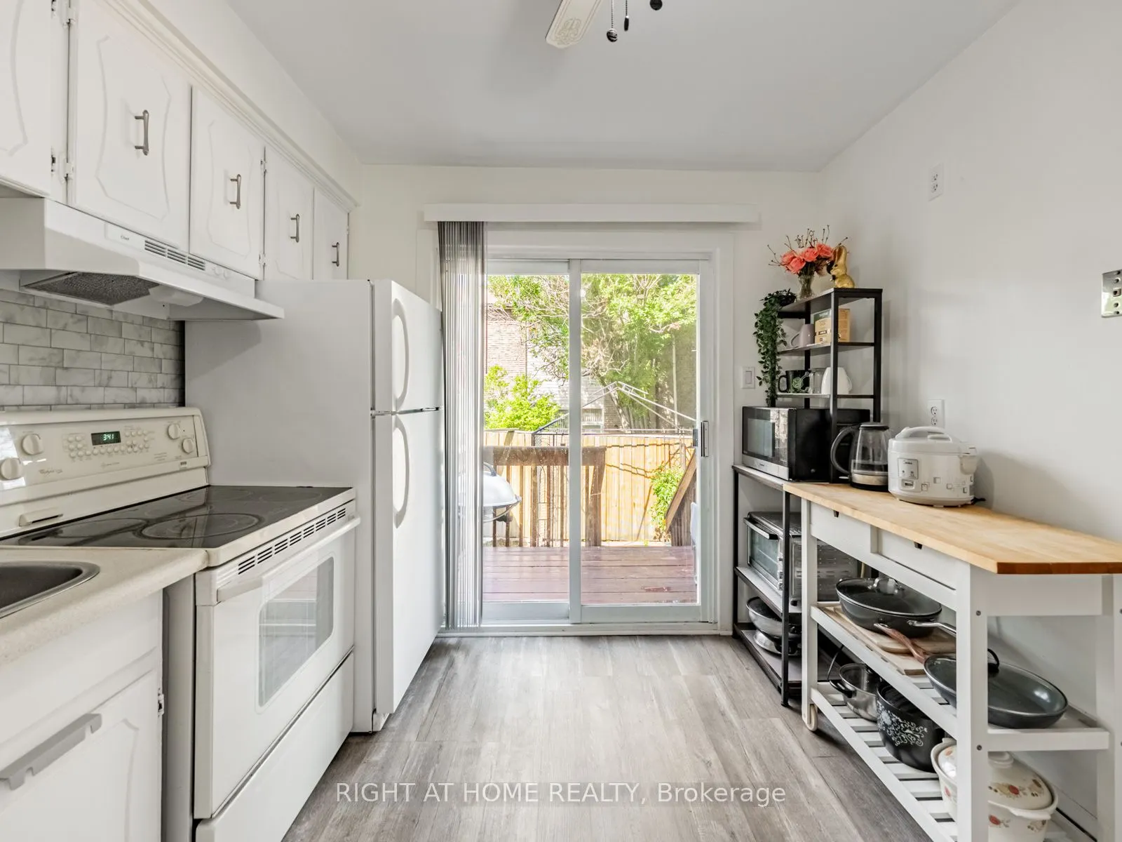 2380 Bromsgrove Road SW, #9