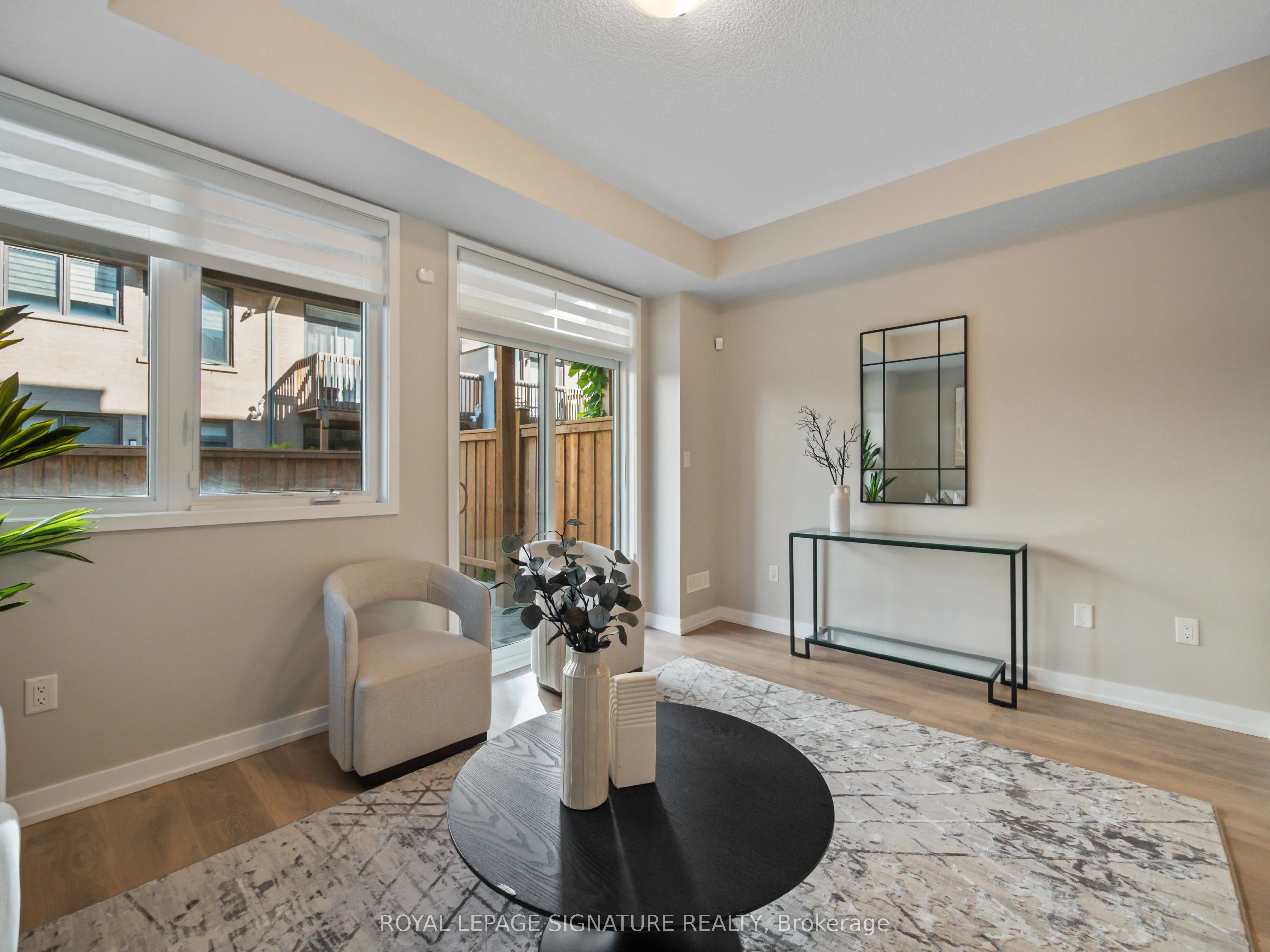 217 Huguenot Road