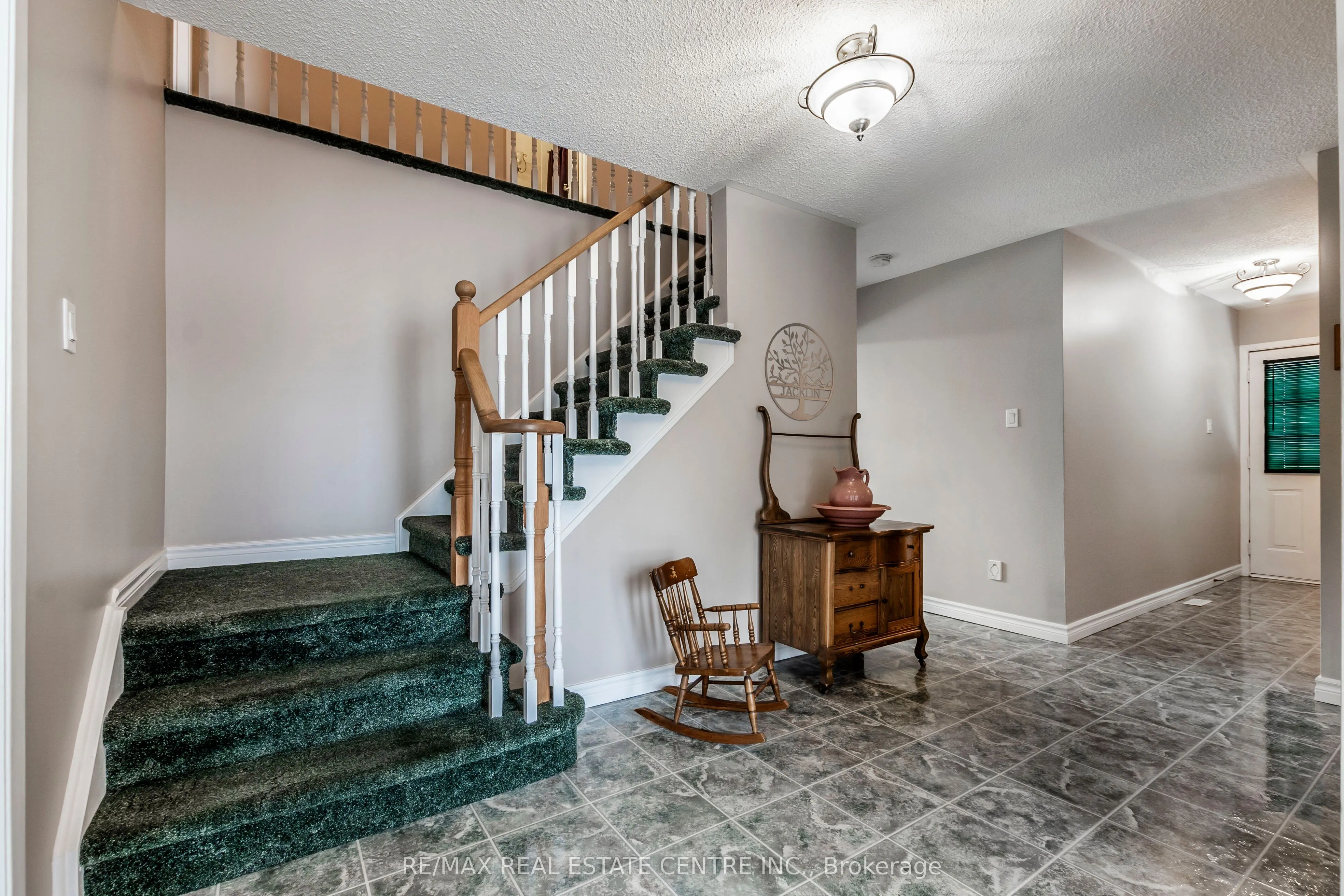 917 Maple Avenue