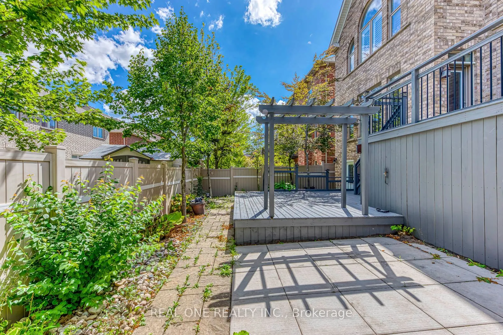 1342 Kestell Boulevard