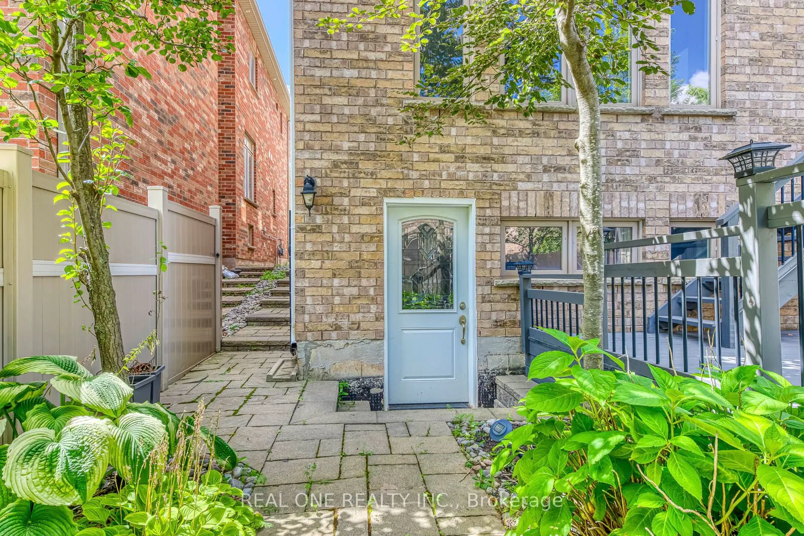 1342 Kestell Boulevard