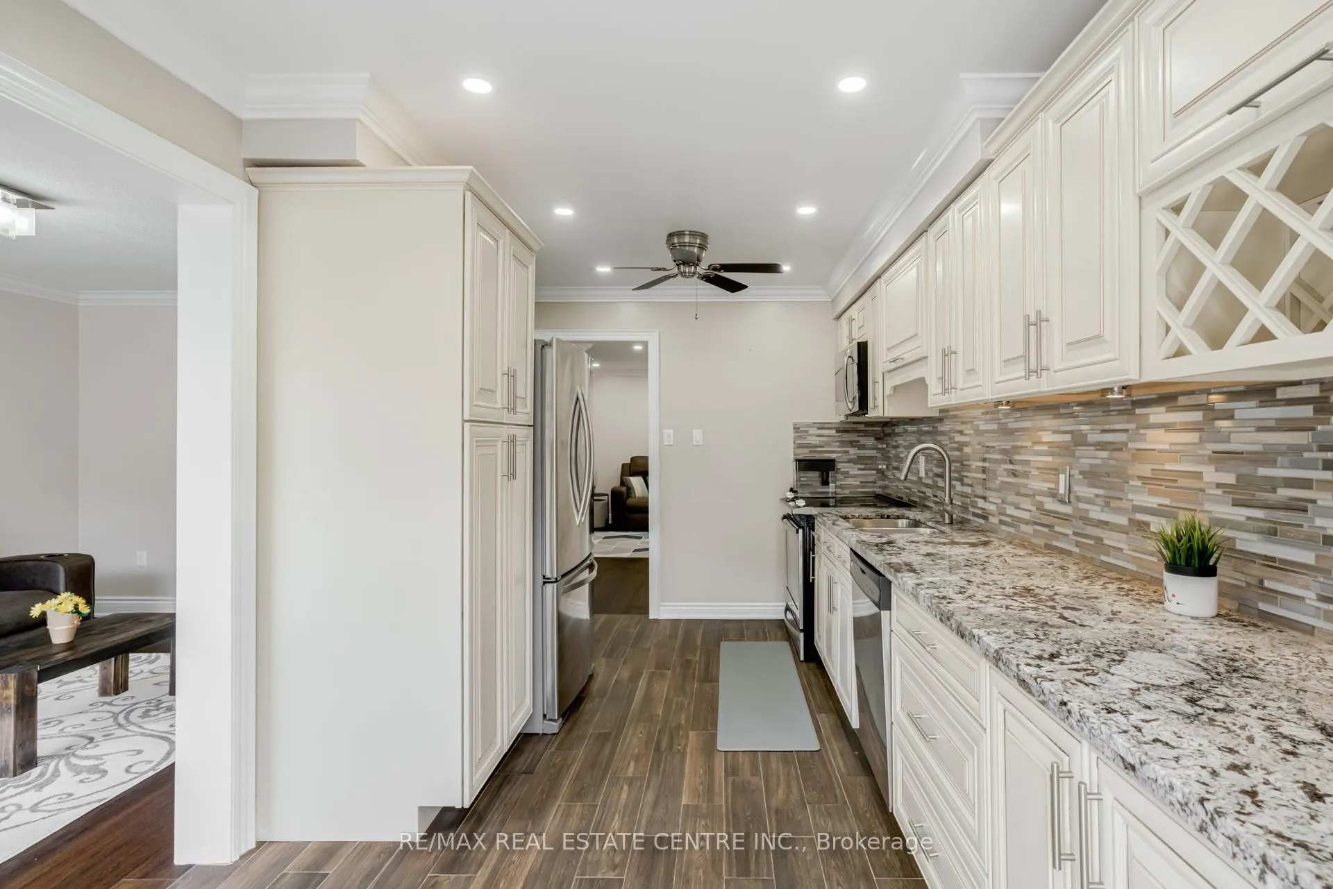 18 Richwood Crescent