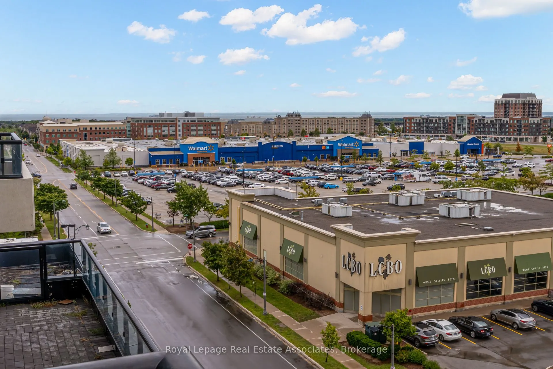 2481 Taunton Road, #607