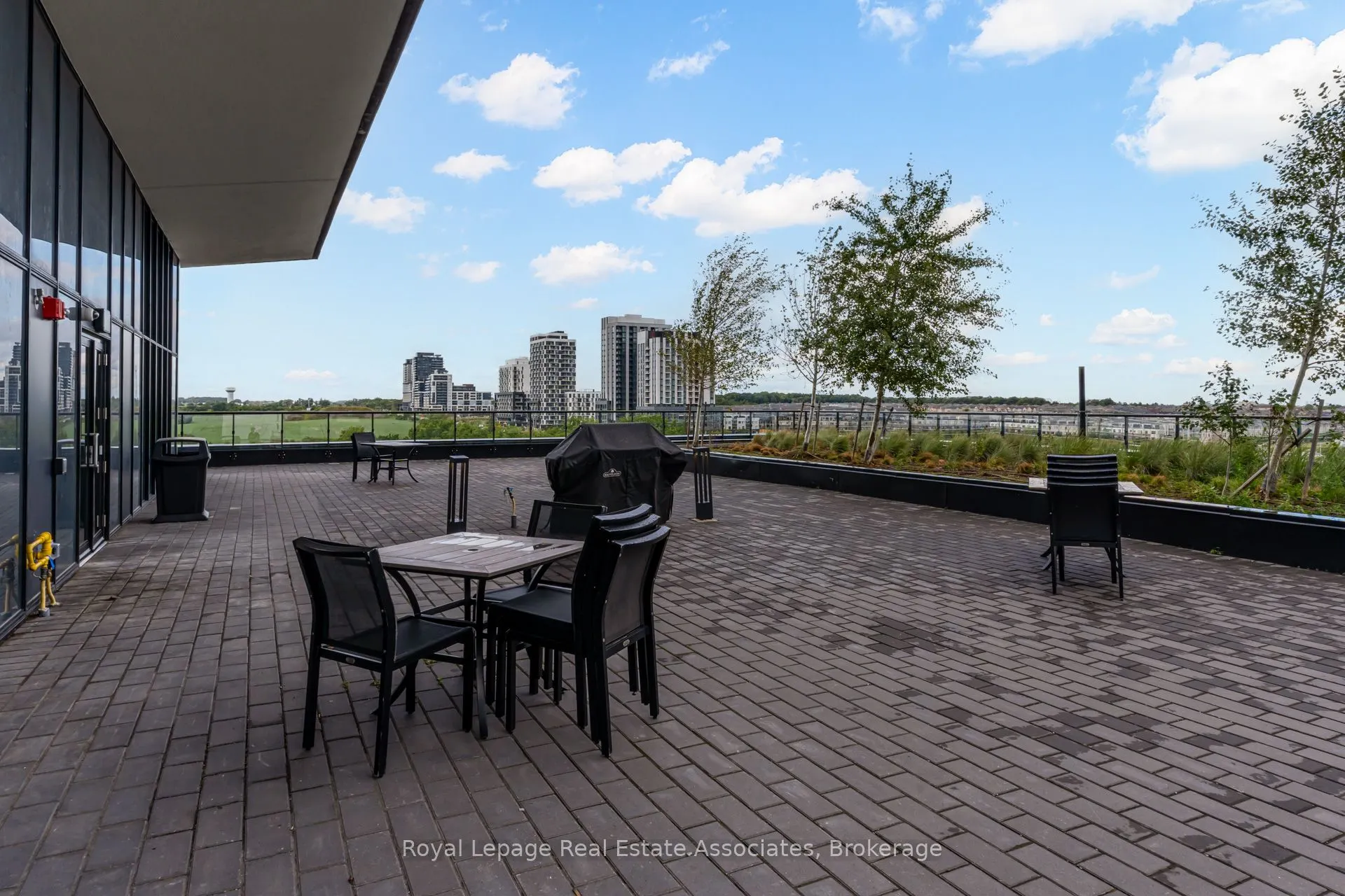 2481 Taunton Road, #607
