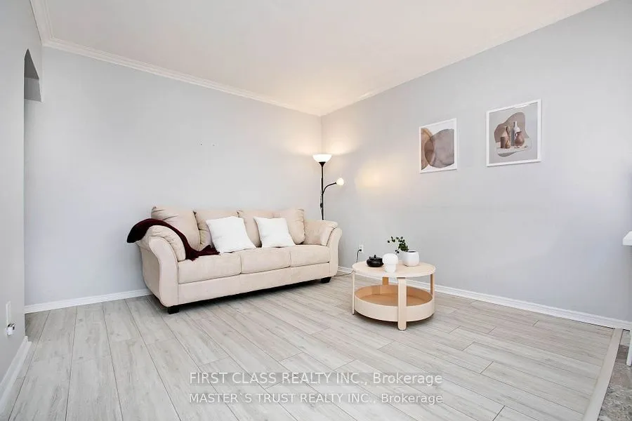 2910 Keele Street, #7