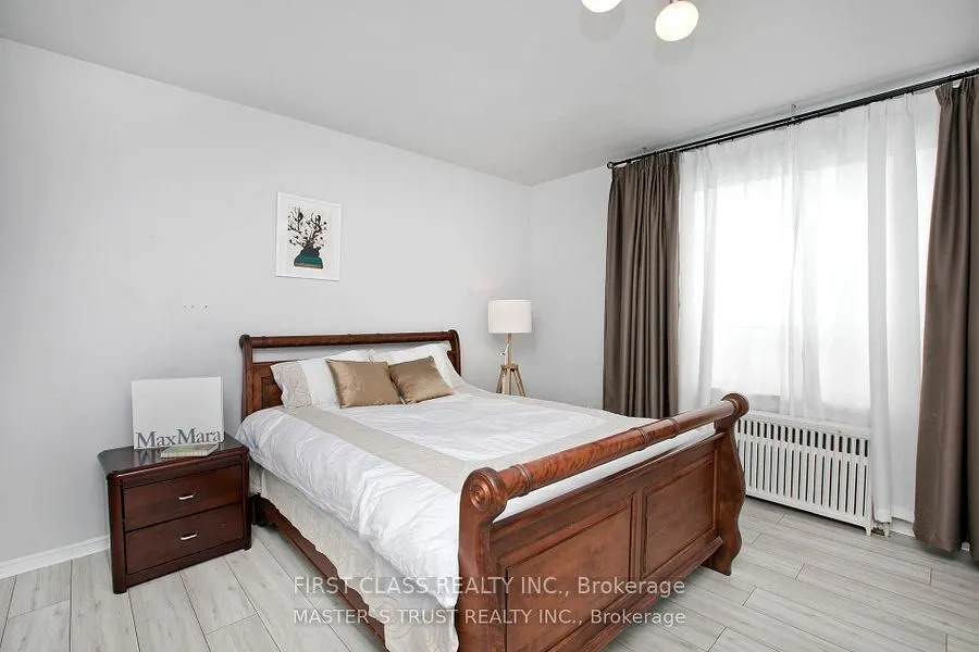 2910 Keele Street, #7