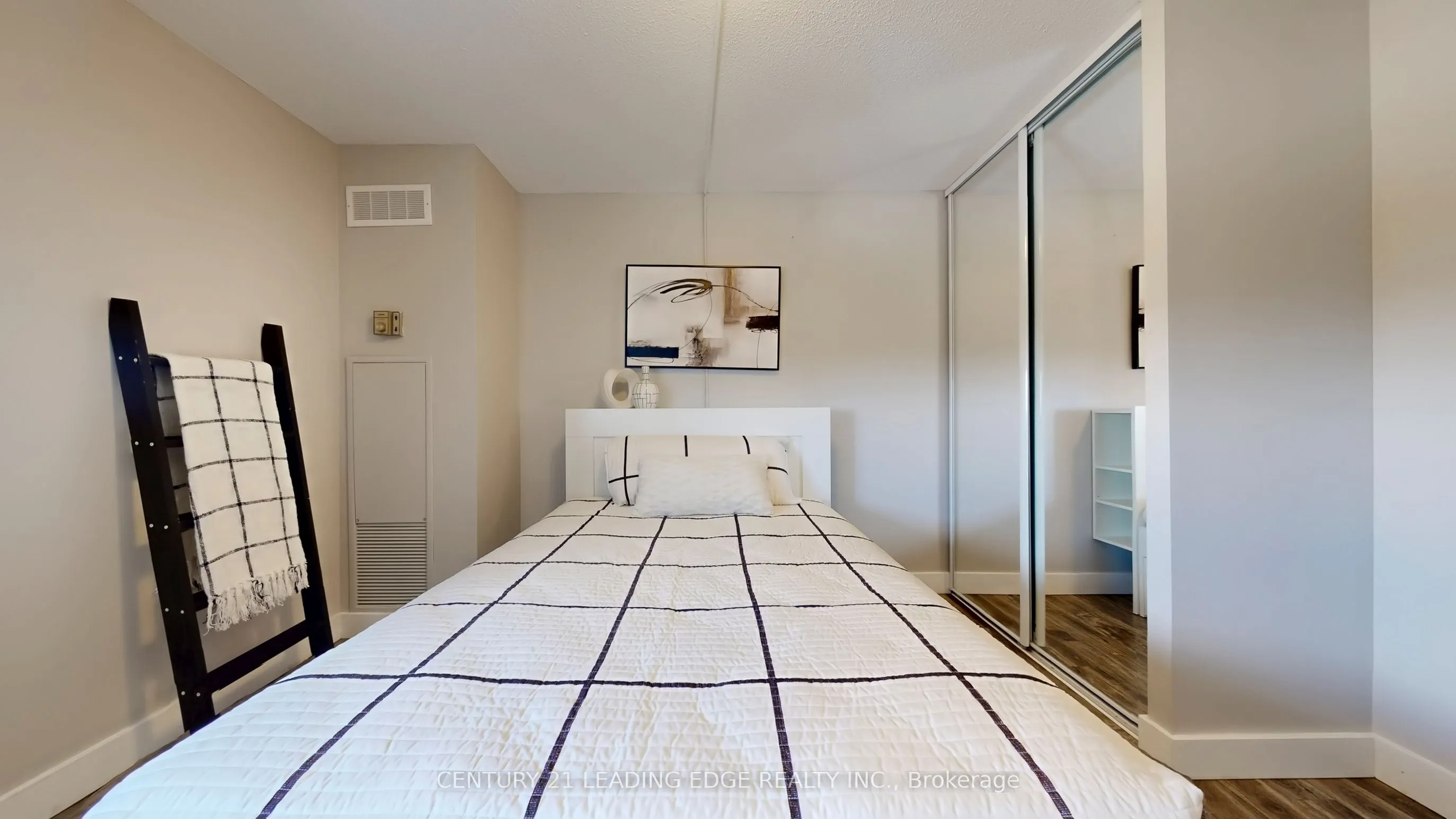 3845 Lake Shore Boulevard W, #1611