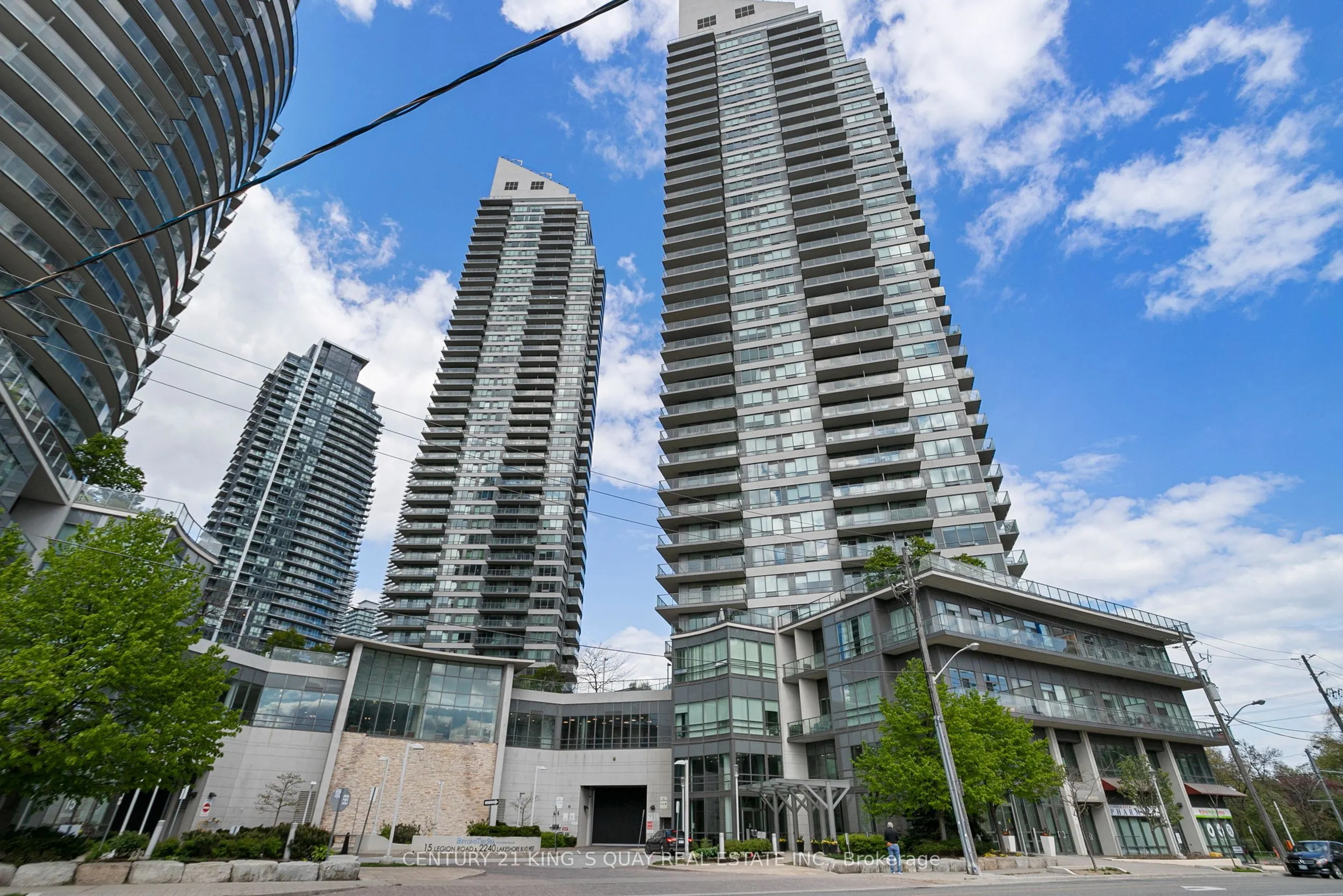 2240 Lake Shore Boulevard W, #2904