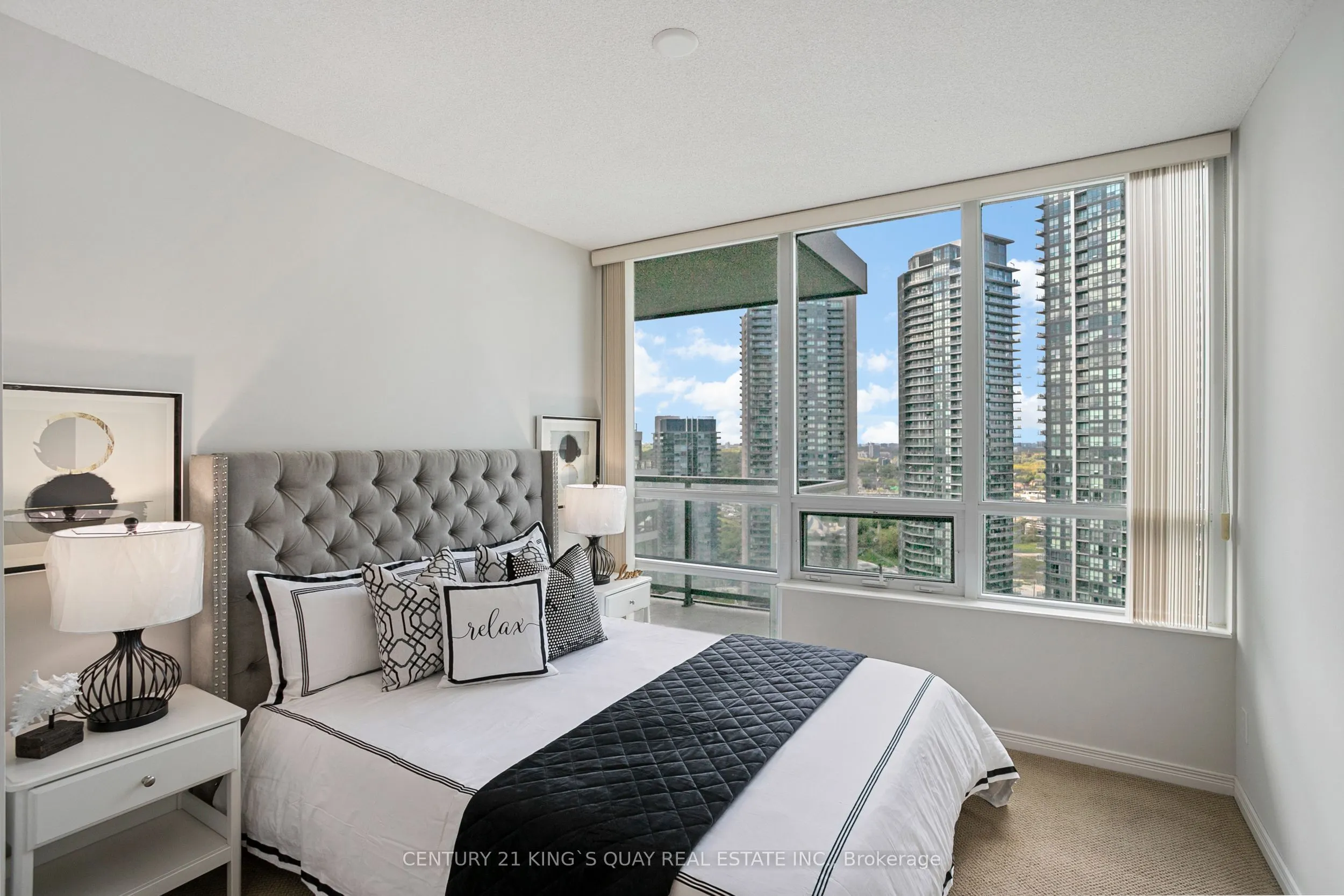 2240 Lake Shore Boulevard W, #2904