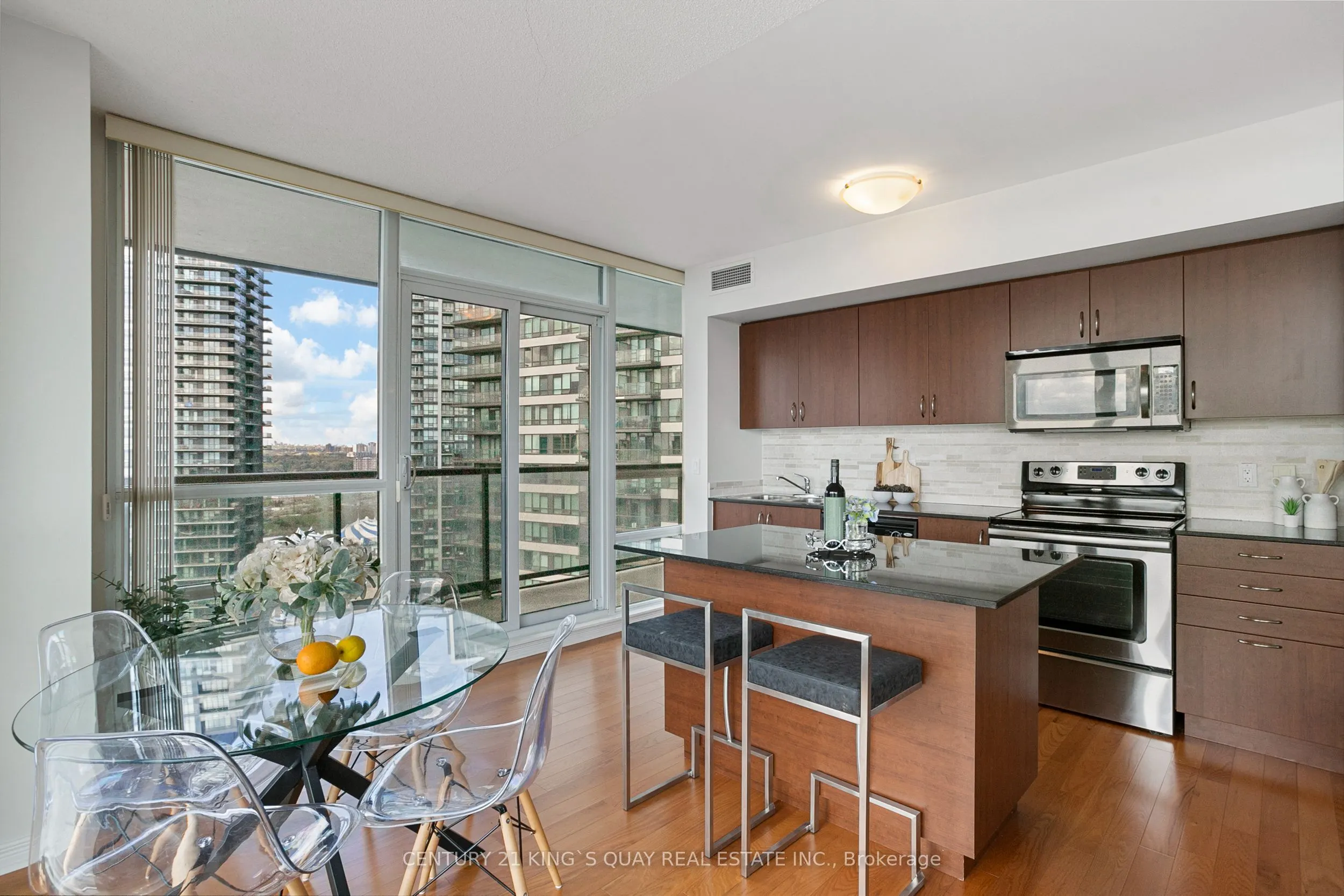 2240 Lake Shore Boulevard W, #2904