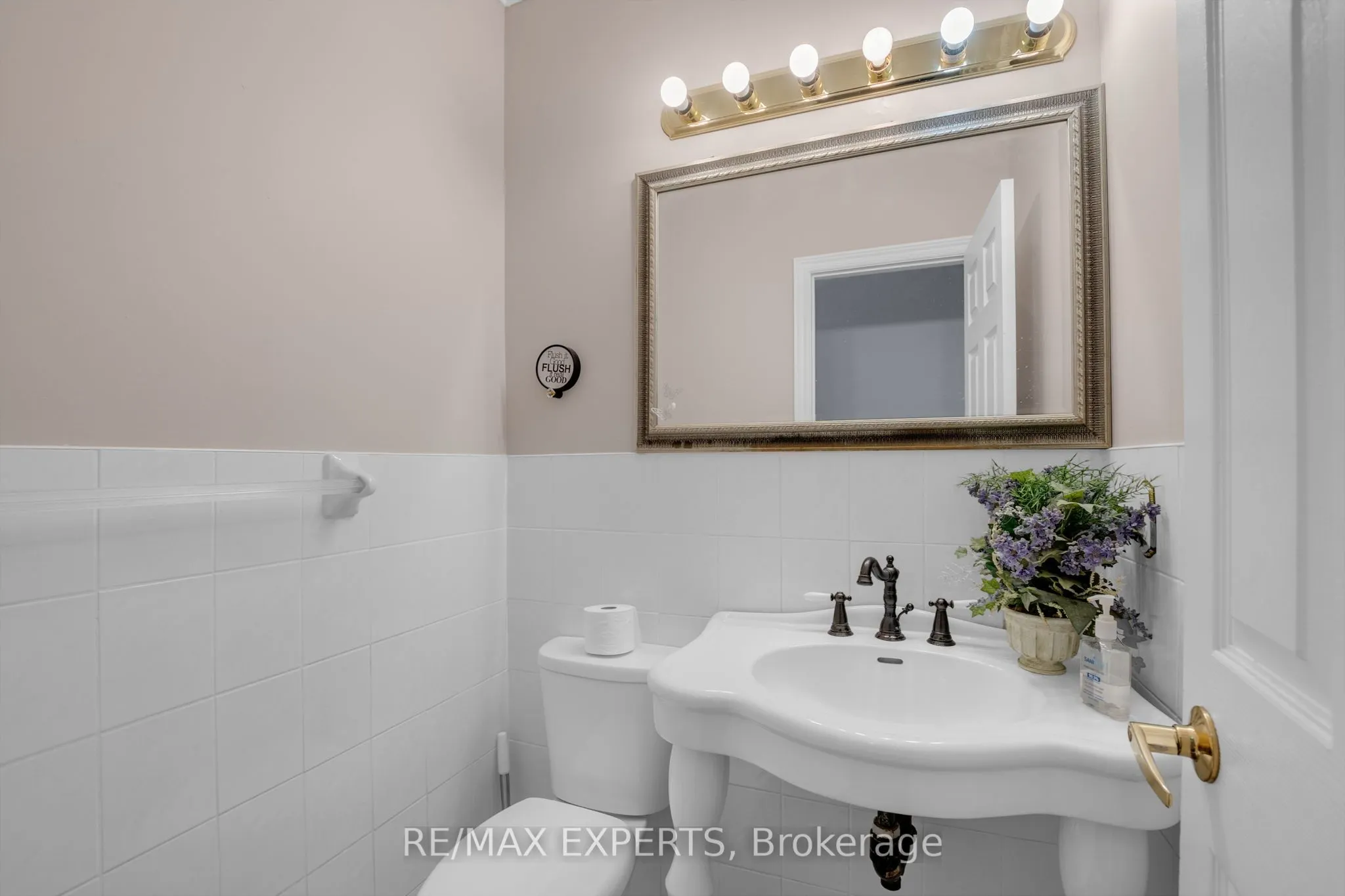 35 Duffield Road N