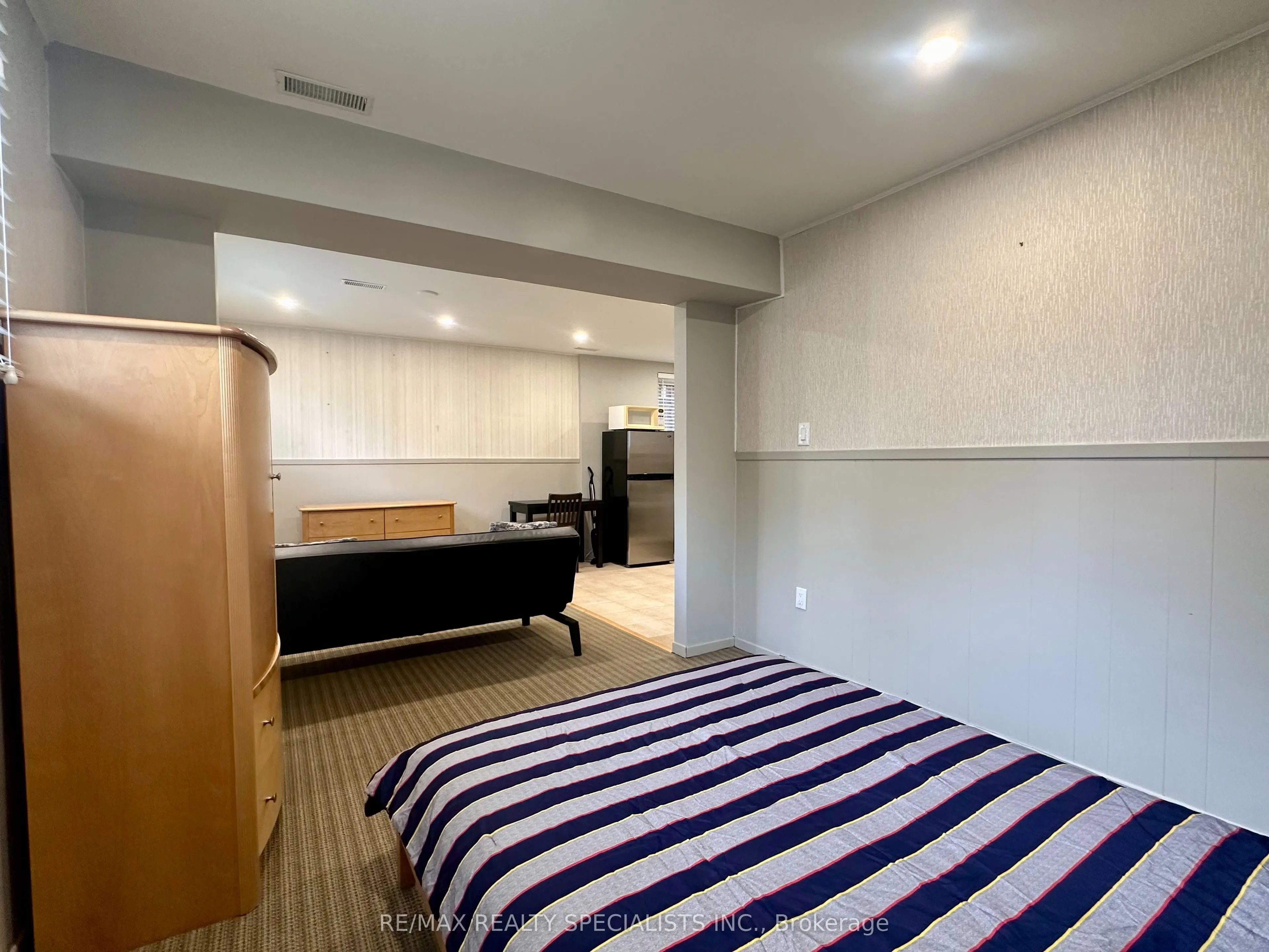 4237 Tomken Road, #Unit A