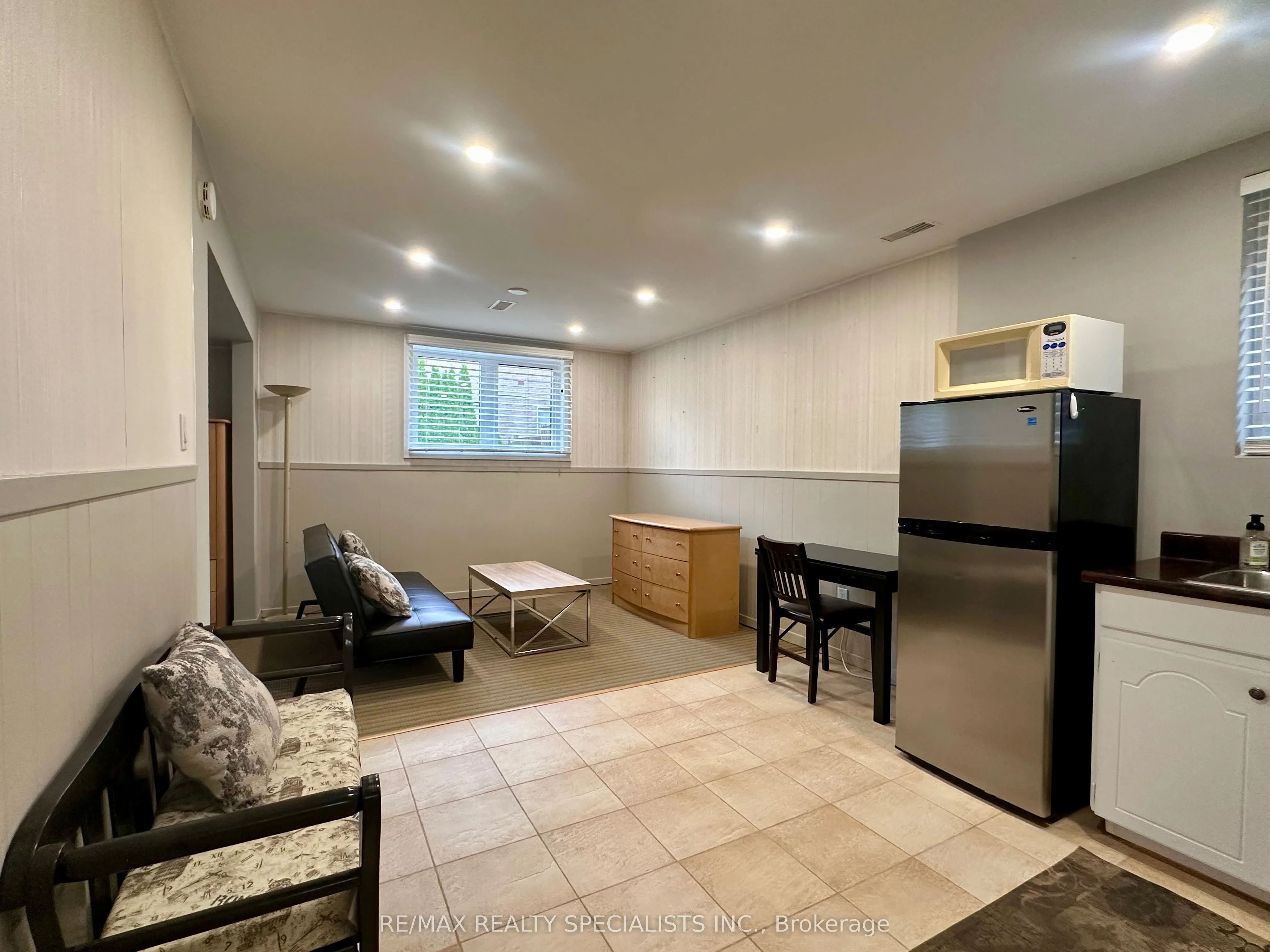 4237 Tomken Road, #Unit A
