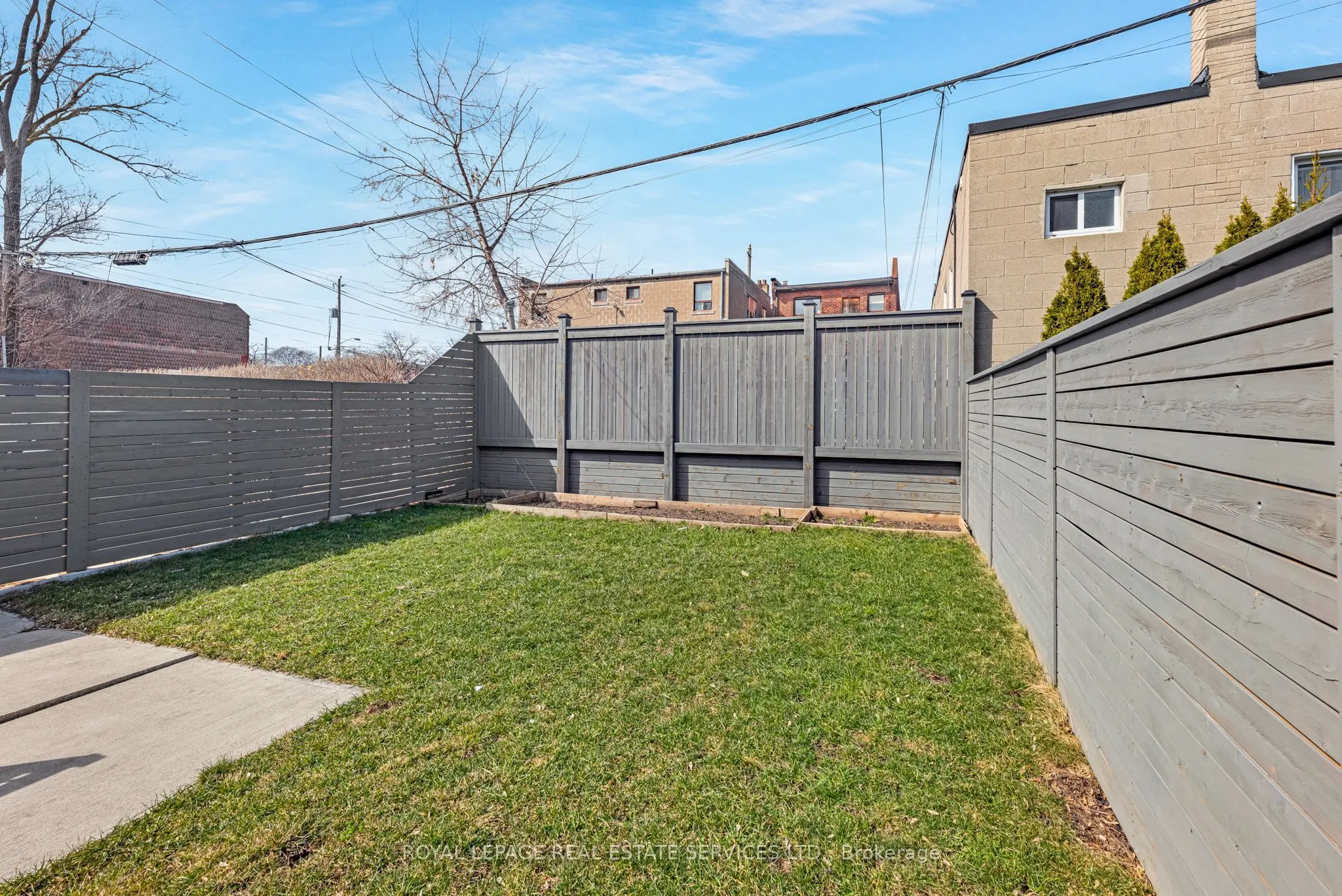 8 Branch Avenue