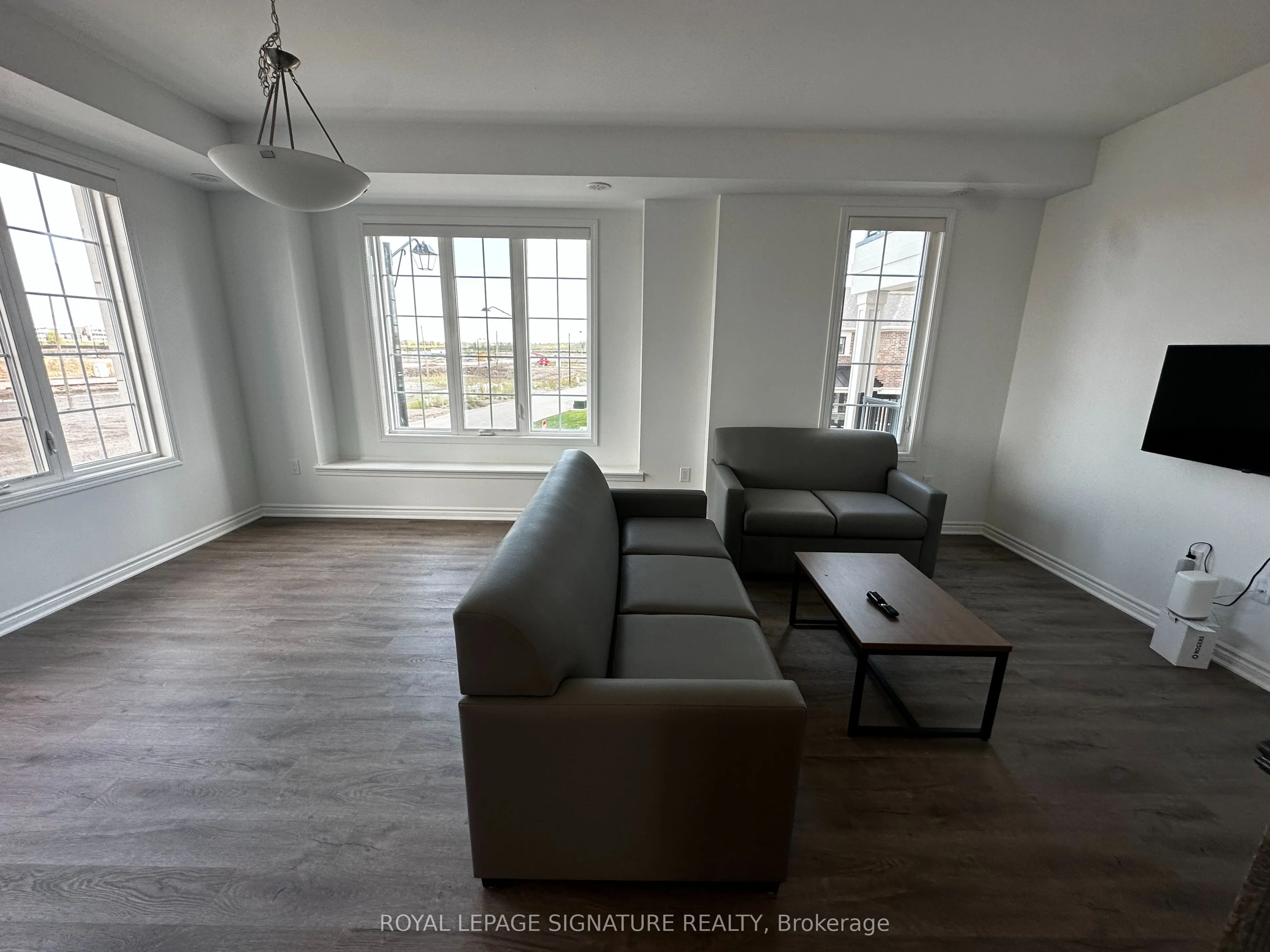 1259 Lily Crescent, #15