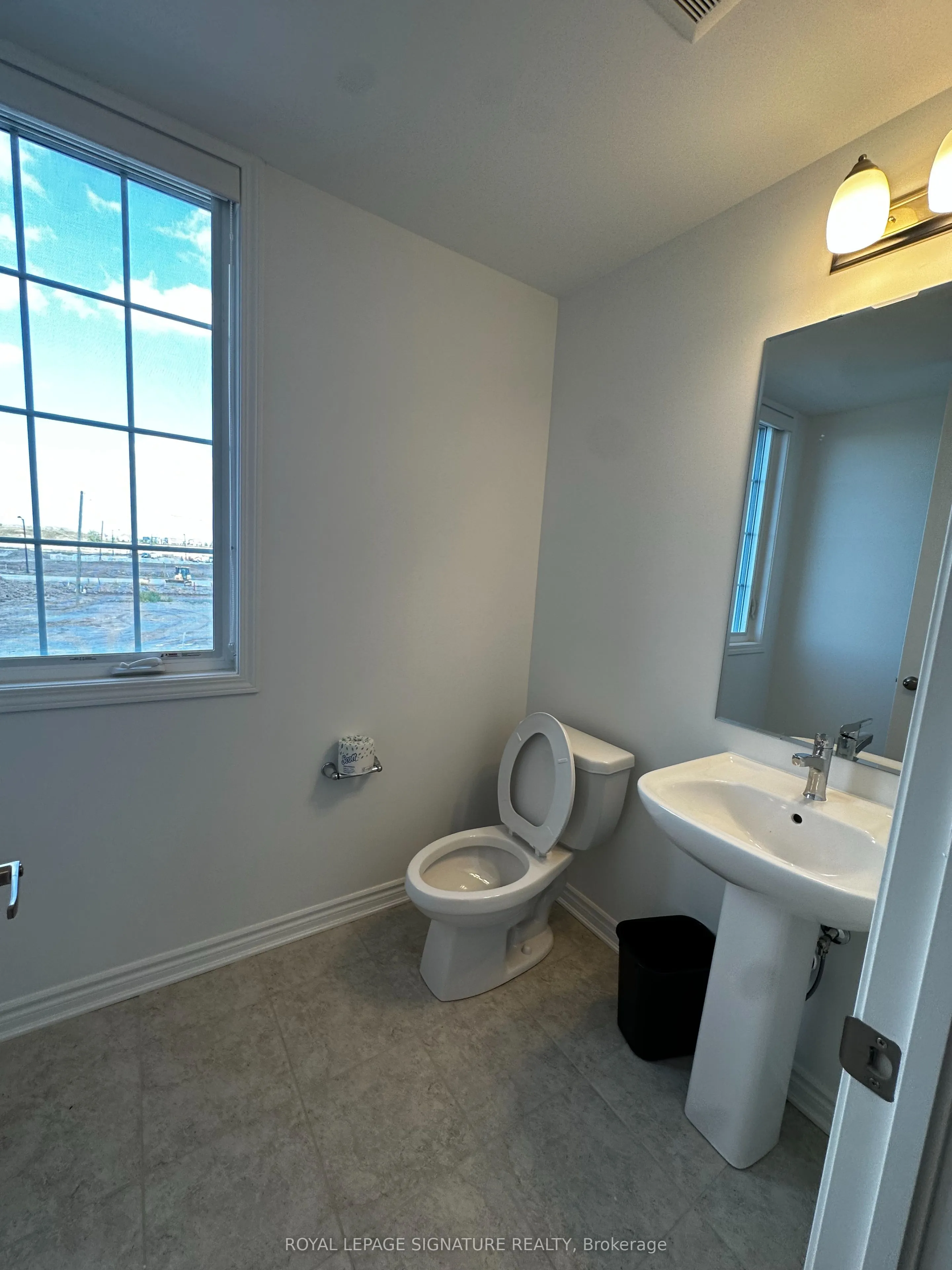 1259 Lily Crescent, #15