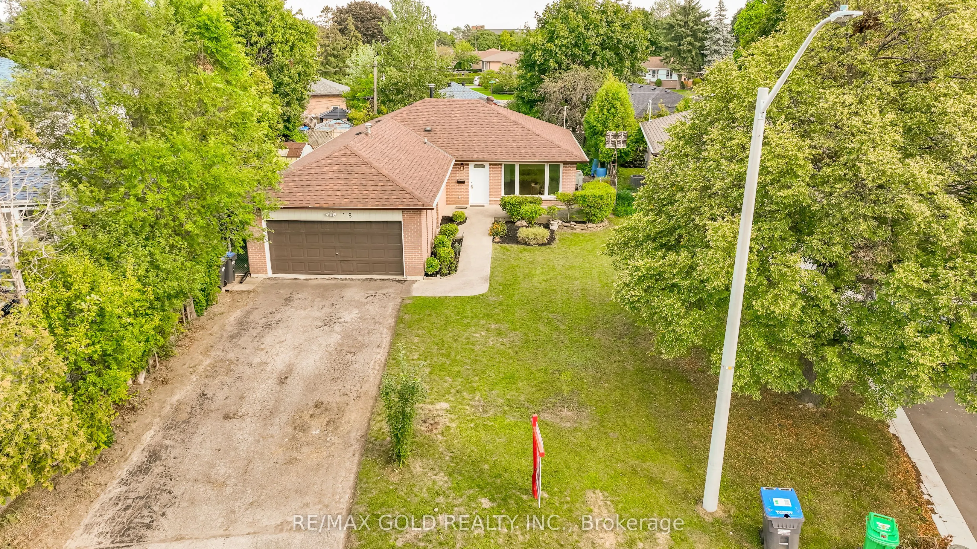 18 Dunbarton Crescent