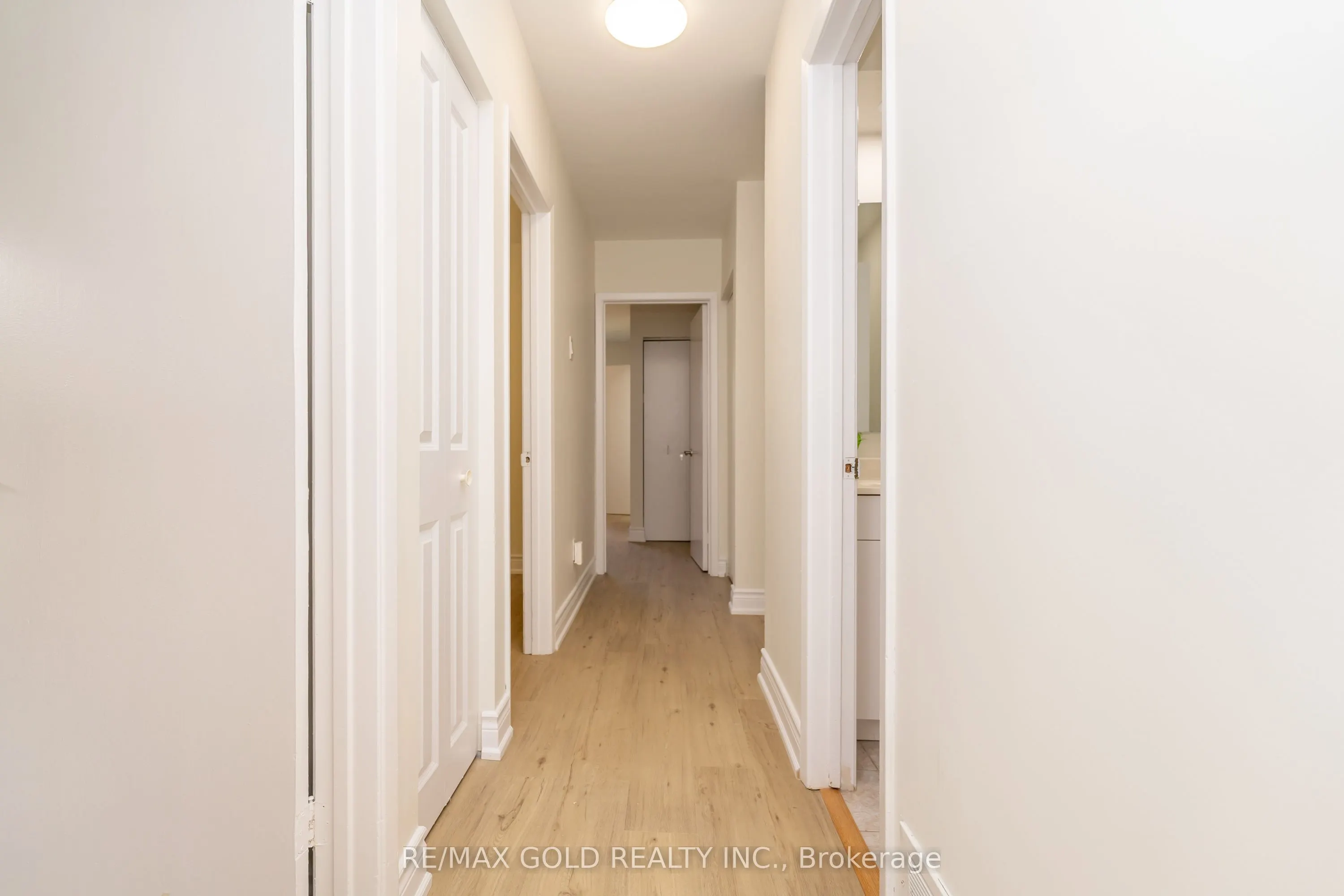 18 Dunbarton Crescent