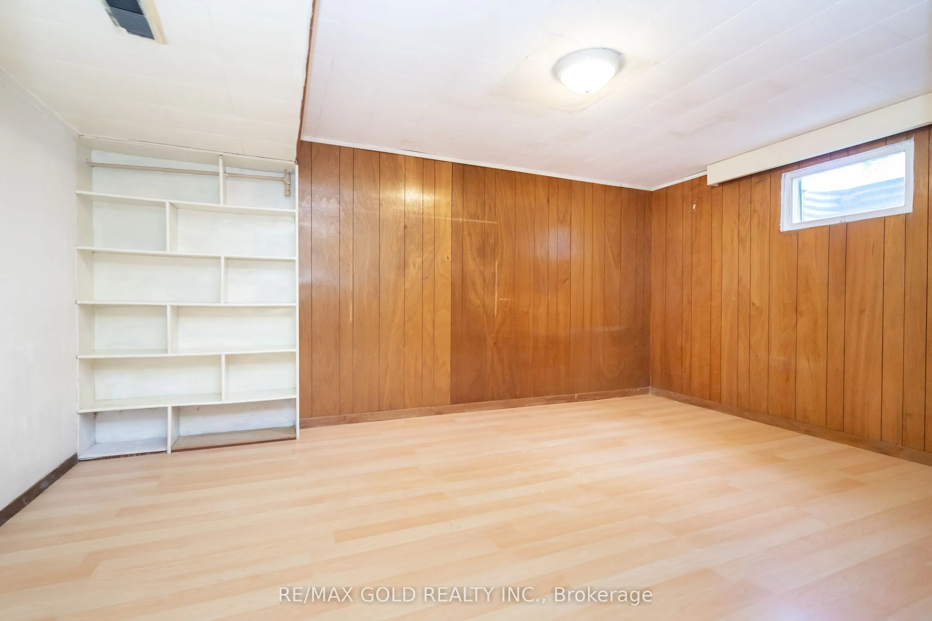 18 Dunbarton Crescent