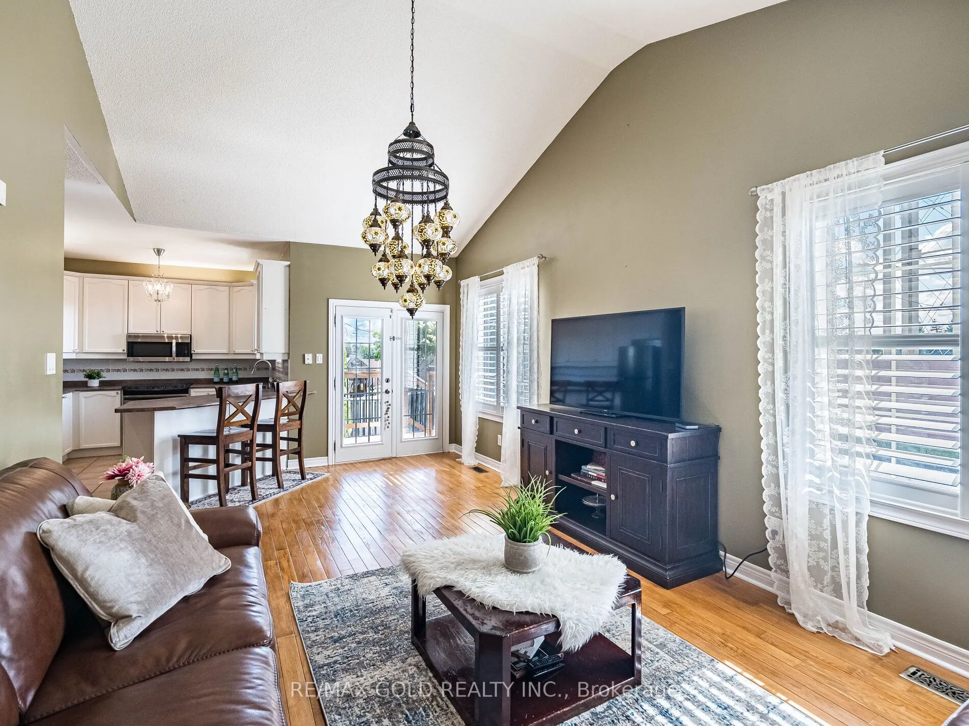 12 Twin Willow Crescent