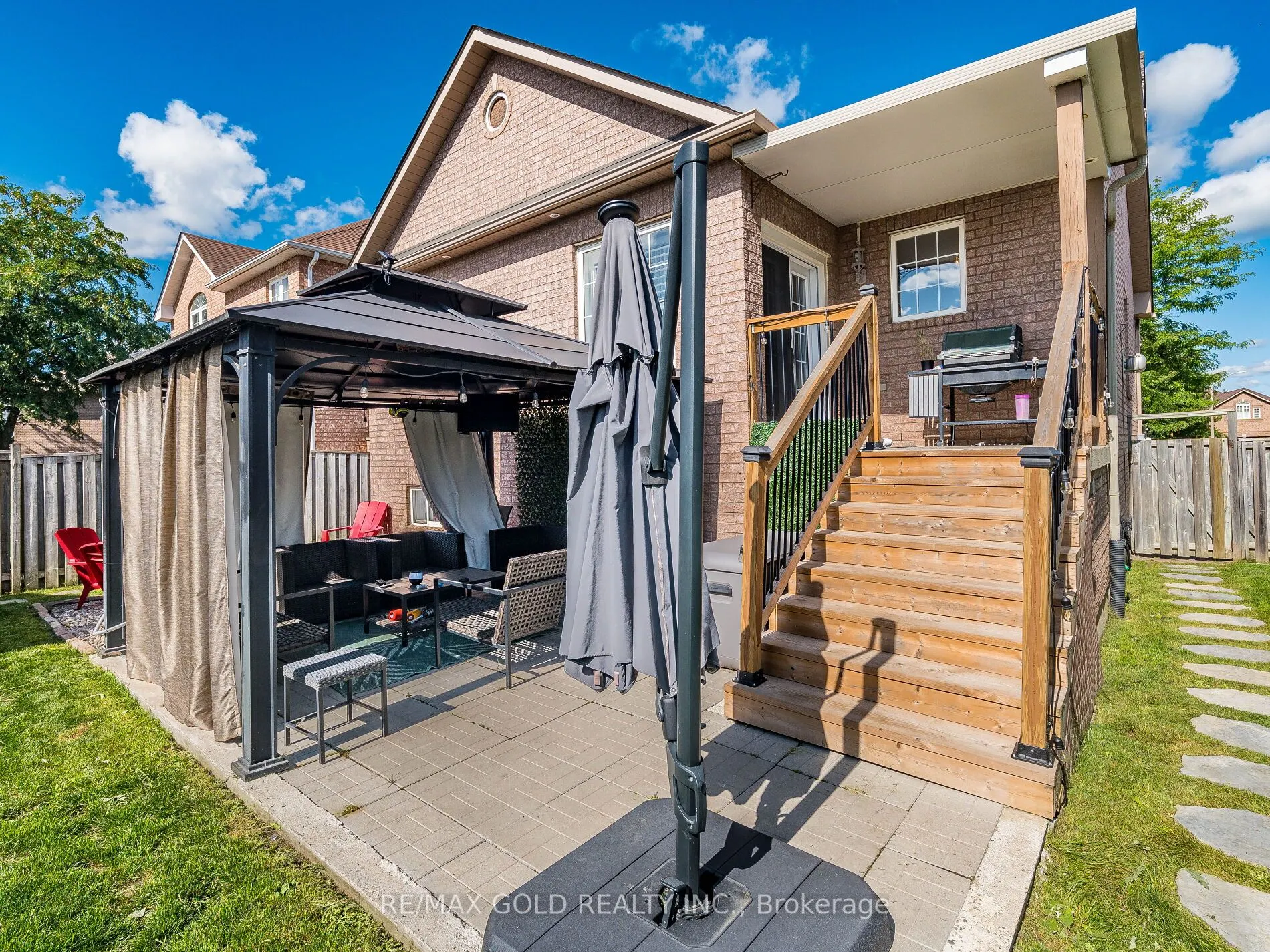 12 Twin Willow Crescent