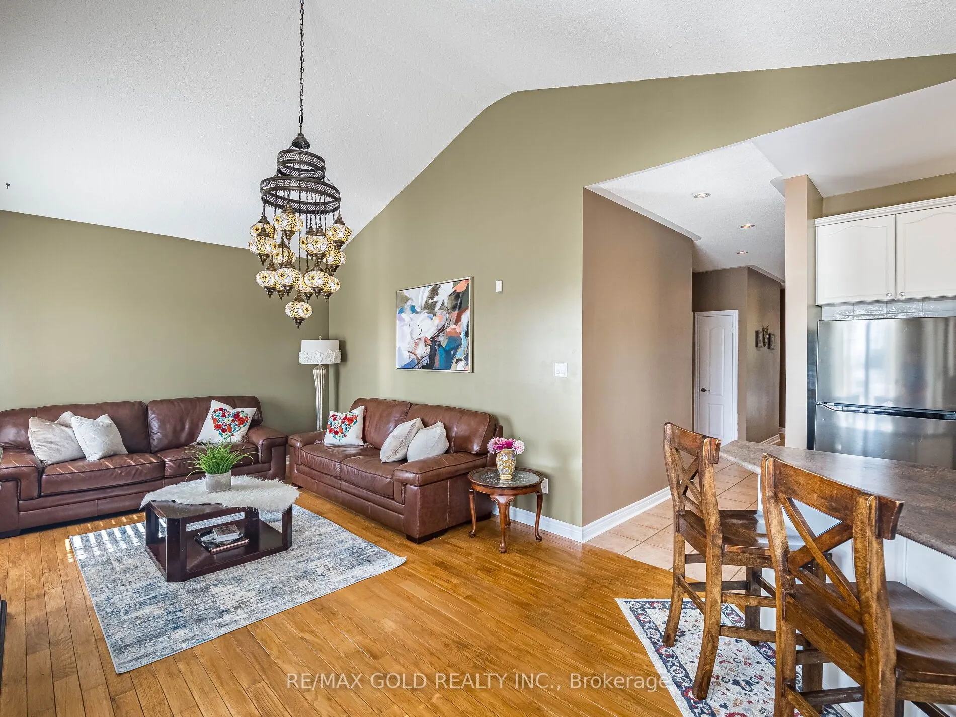 12 Twin Willow Crescent