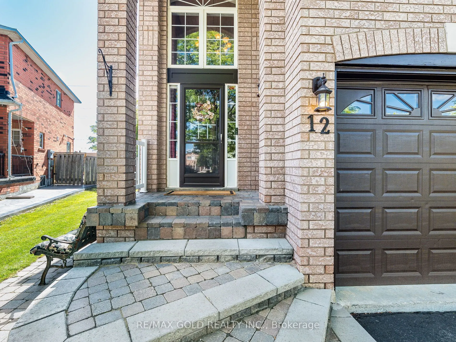 12 Twin Willow Crescent
