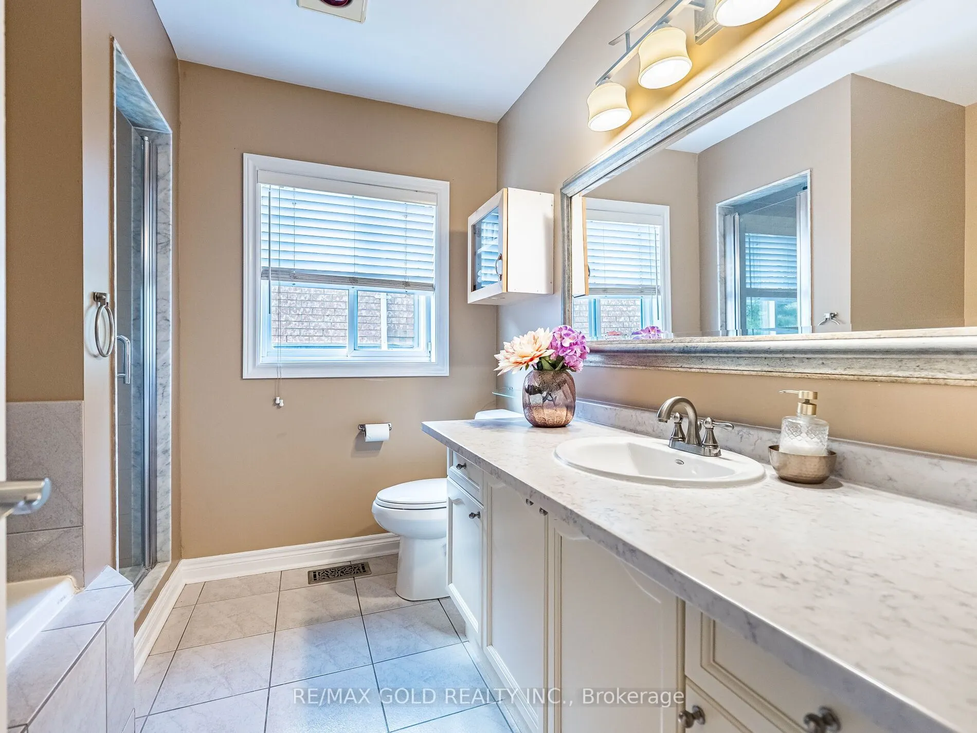 12 Twin Willow Crescent