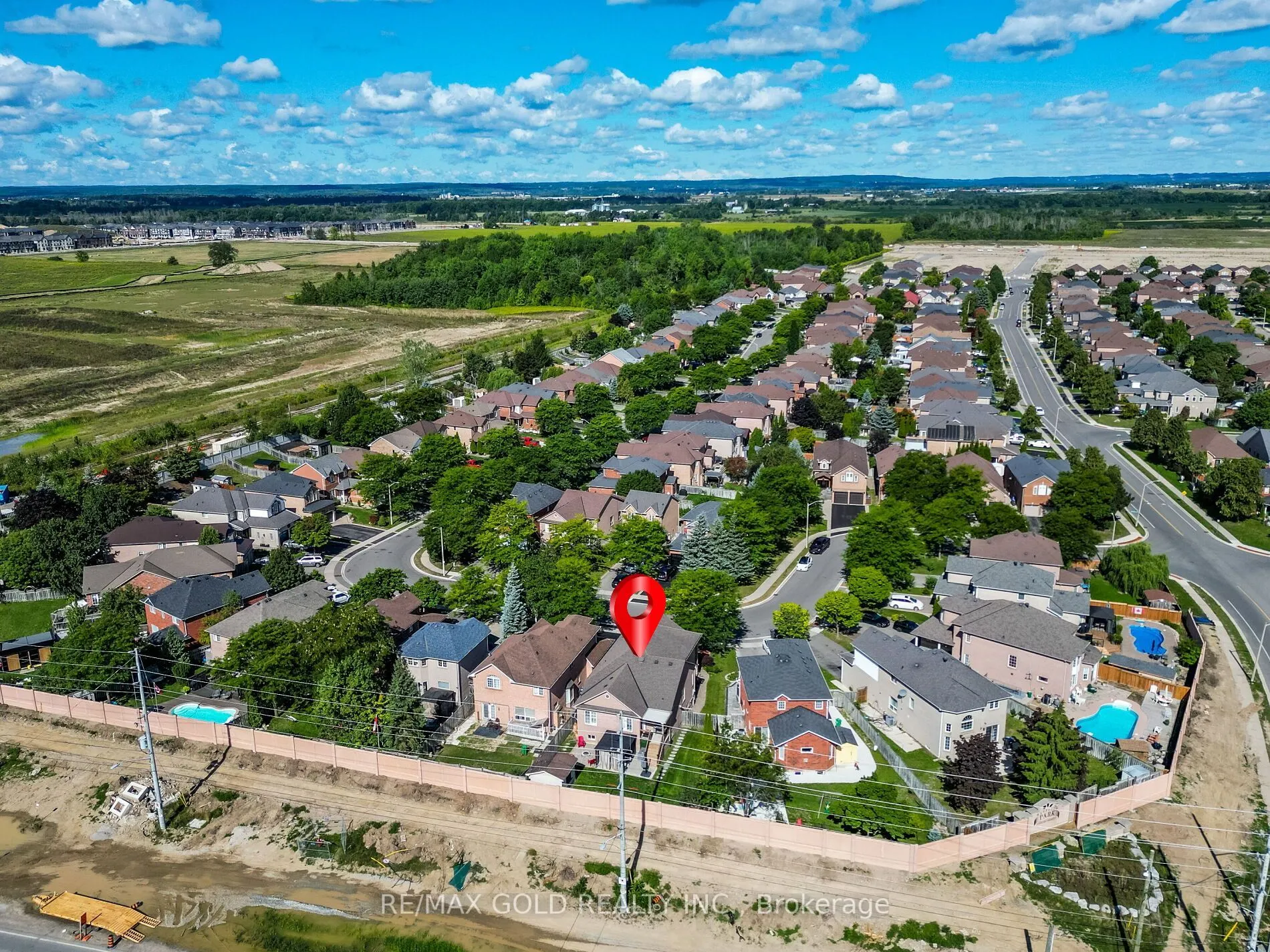 12 Twin Willow Crescent