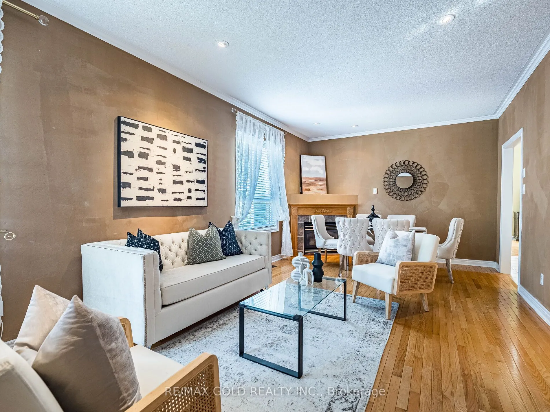 12 Twin Willow Crescent