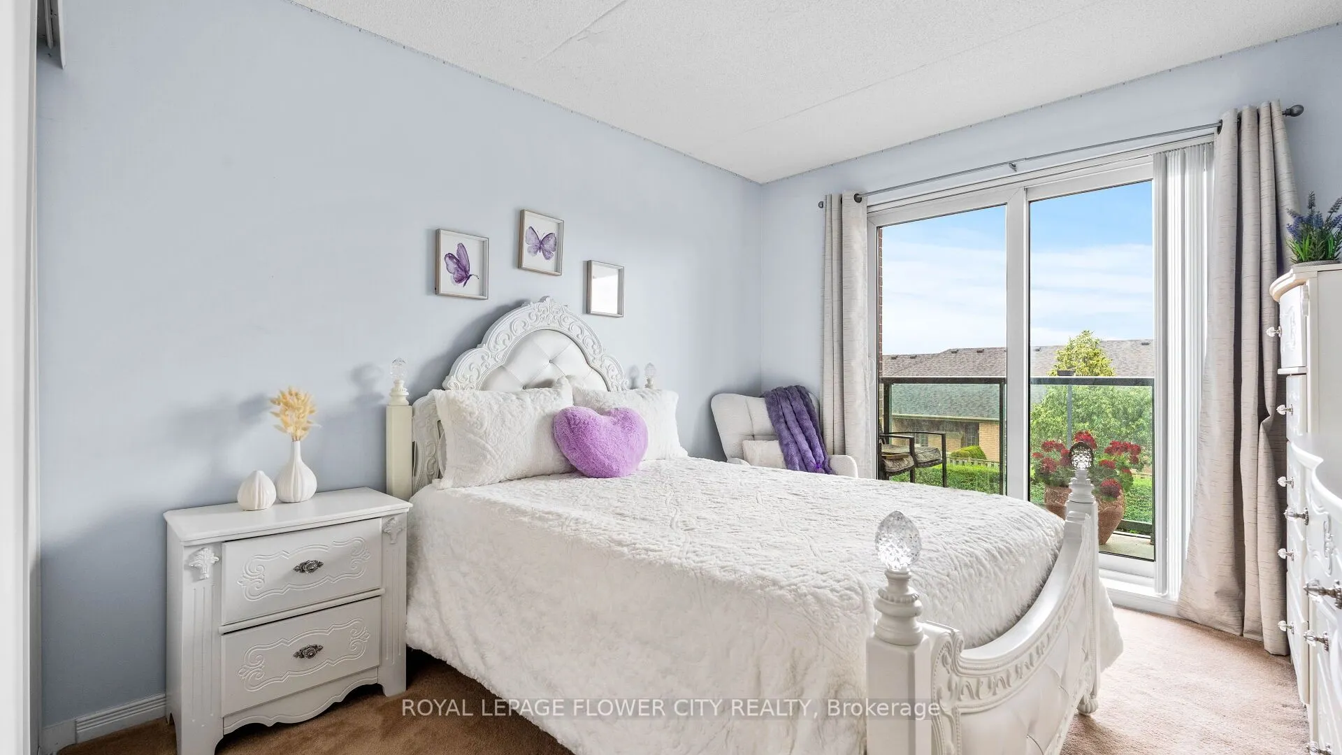 25 Via Rosedale, #204