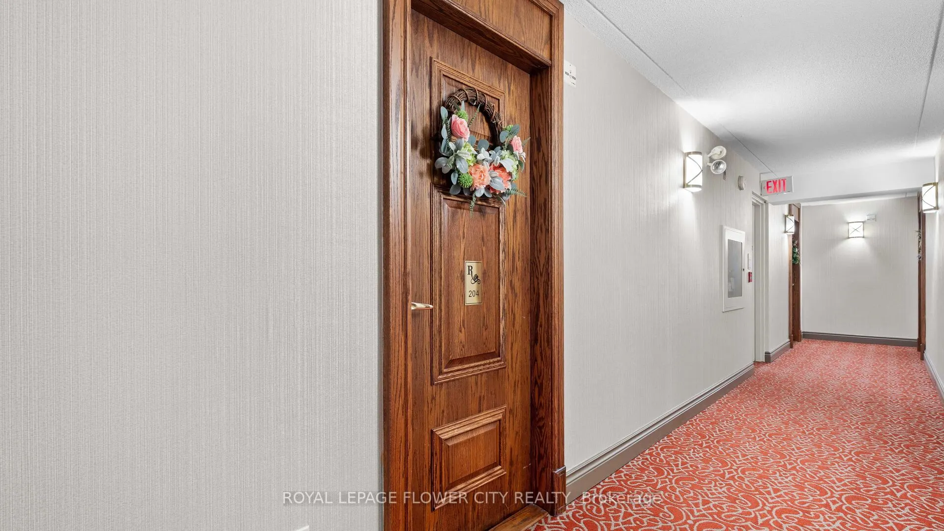 25 Via Rosedale, #204