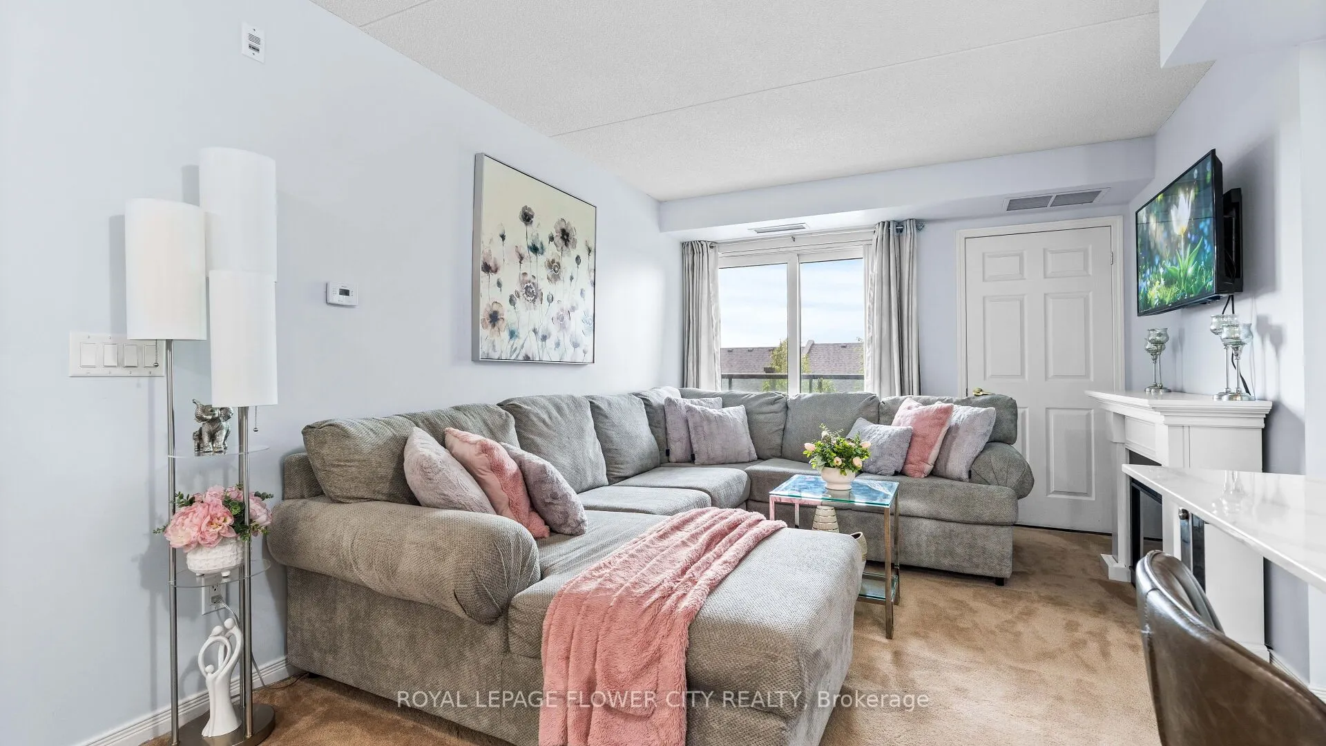 25 Via Rosedale, #204
