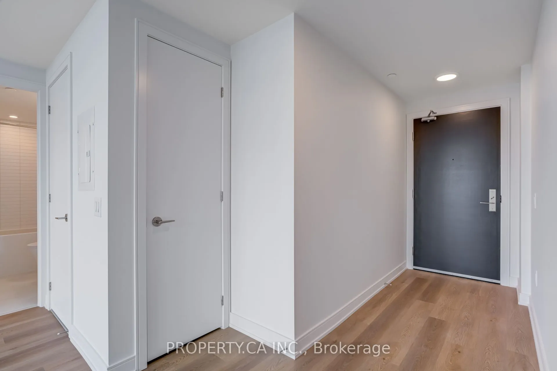 3009 Novar Road, #903
