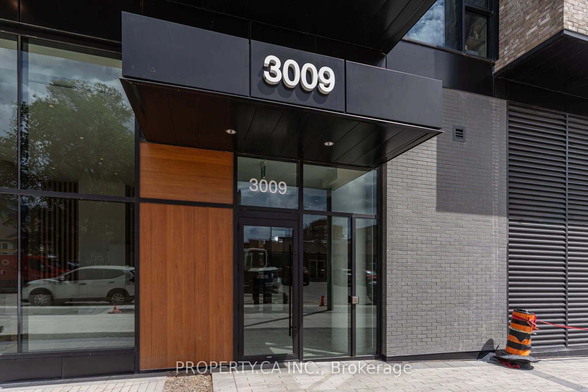 3009 Novar Road, #903