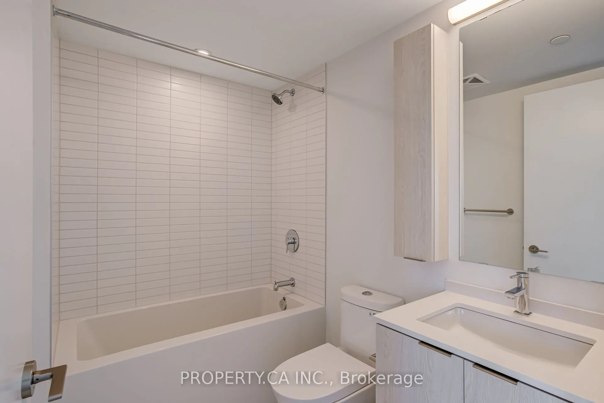 3009 Novar Road, #903