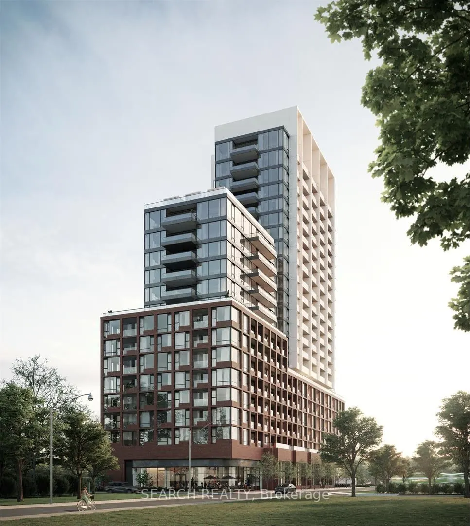 28 Ann Street N, #812