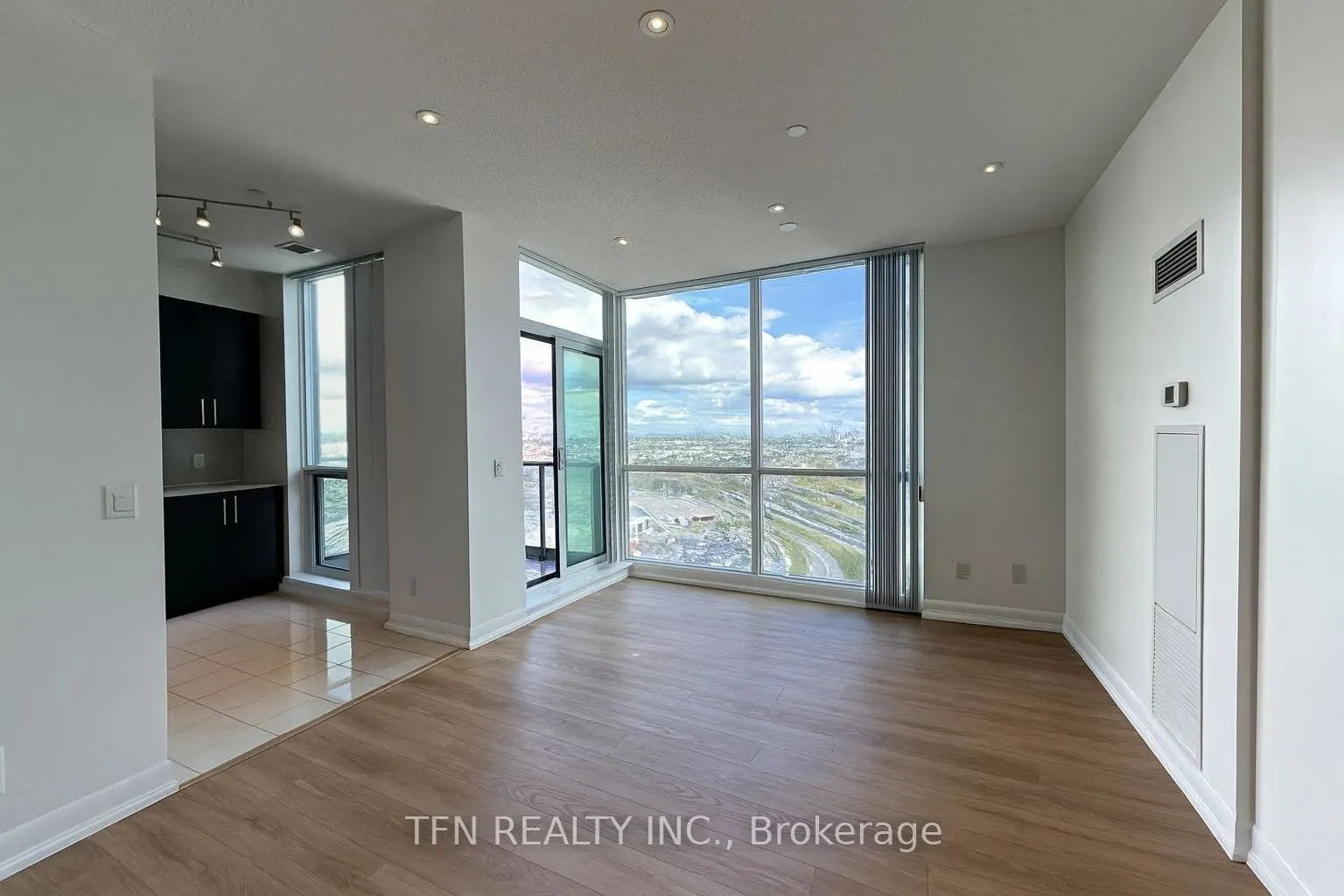 205 Sherway Gardens Road, #2405