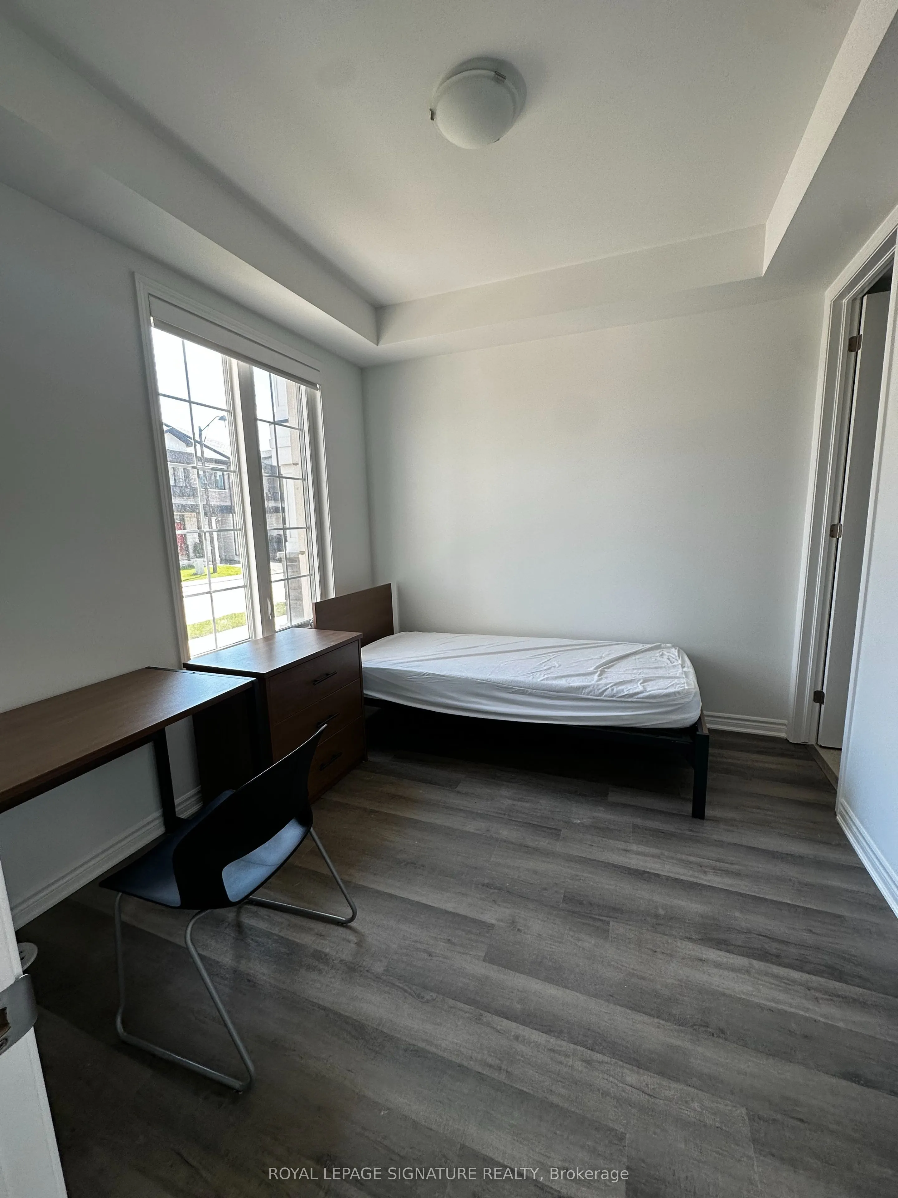 1259 Lily Crescent, #14