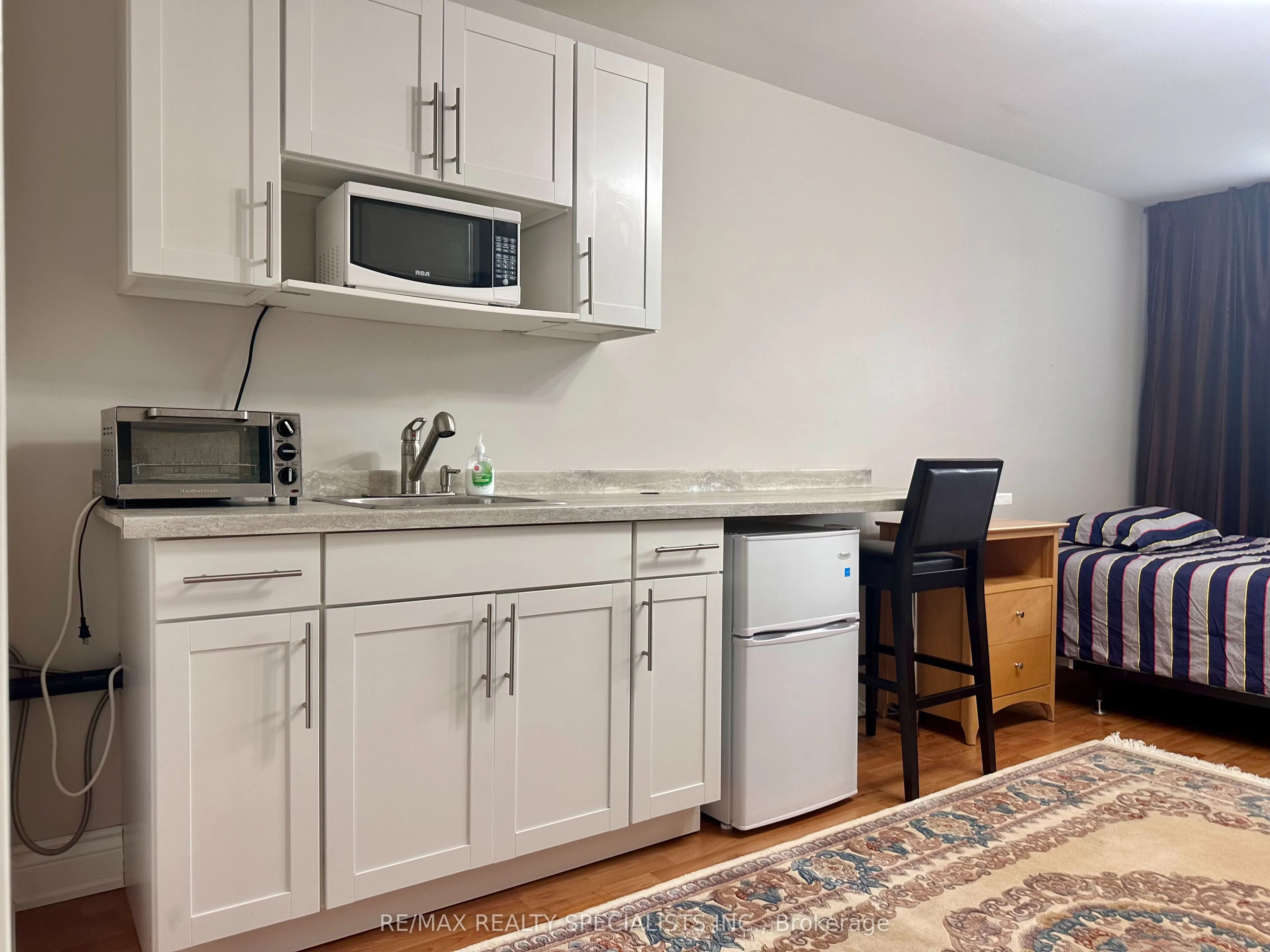 4237 Tomken Road, #Unit B
