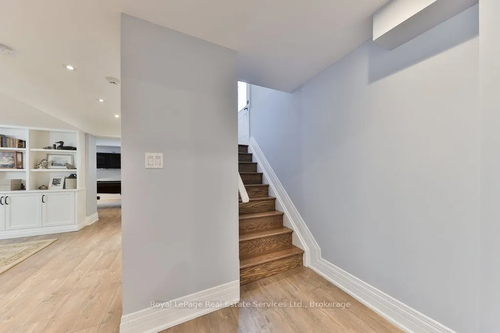 33 Forster Park Drive