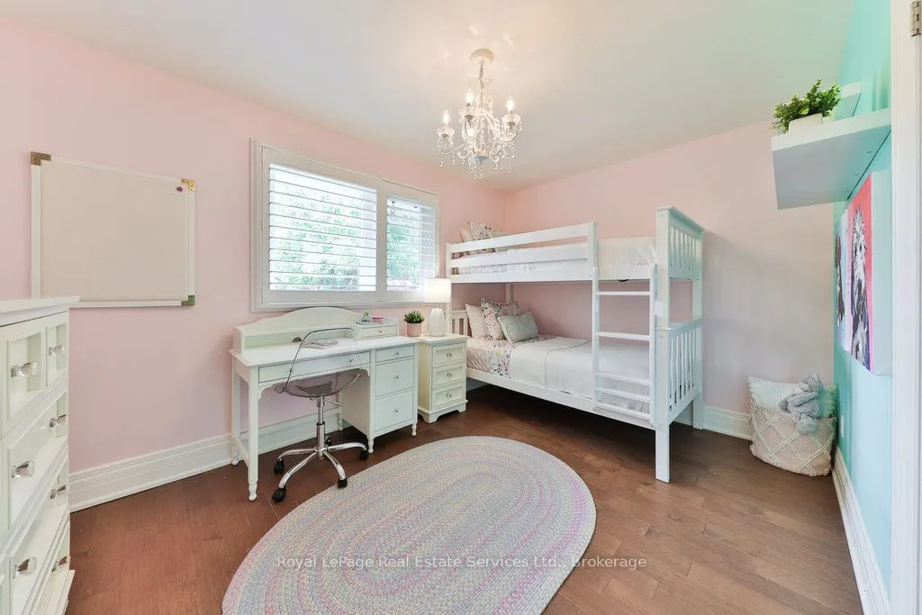 33 Forster Park Drive