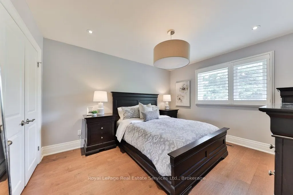 33 Forster Park Drive