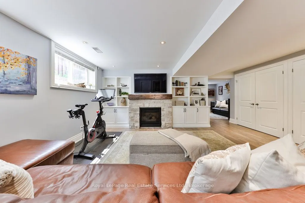 33 Forster Park Drive