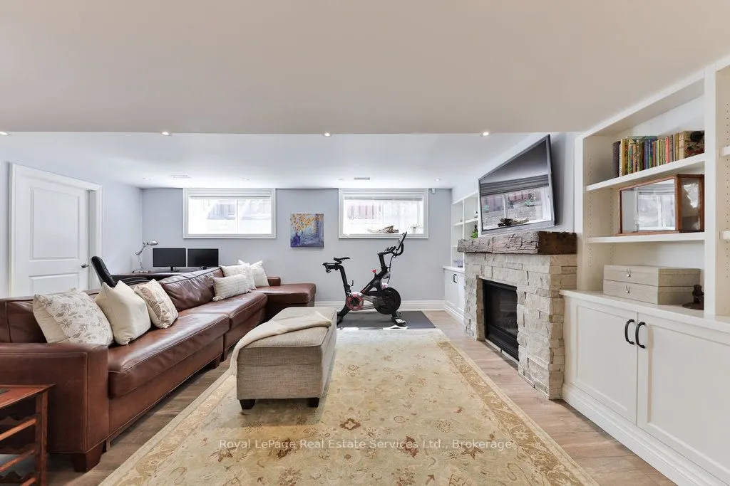 33 Forster Park Drive