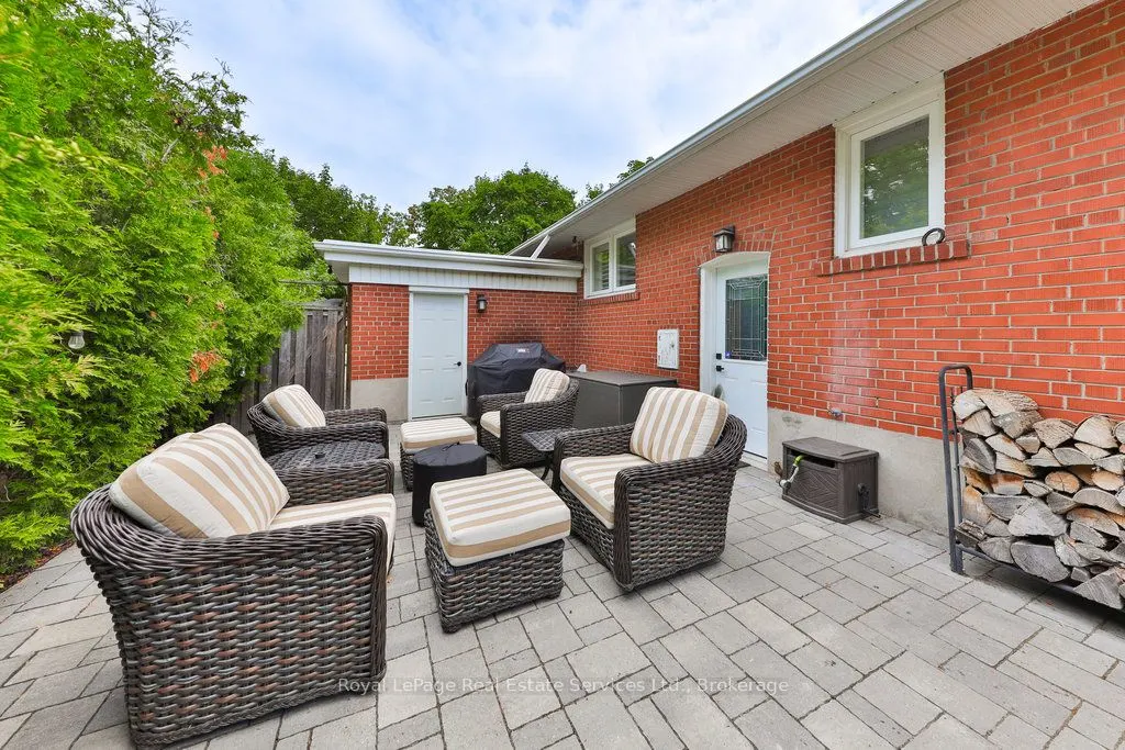 33 Forster Park Drive