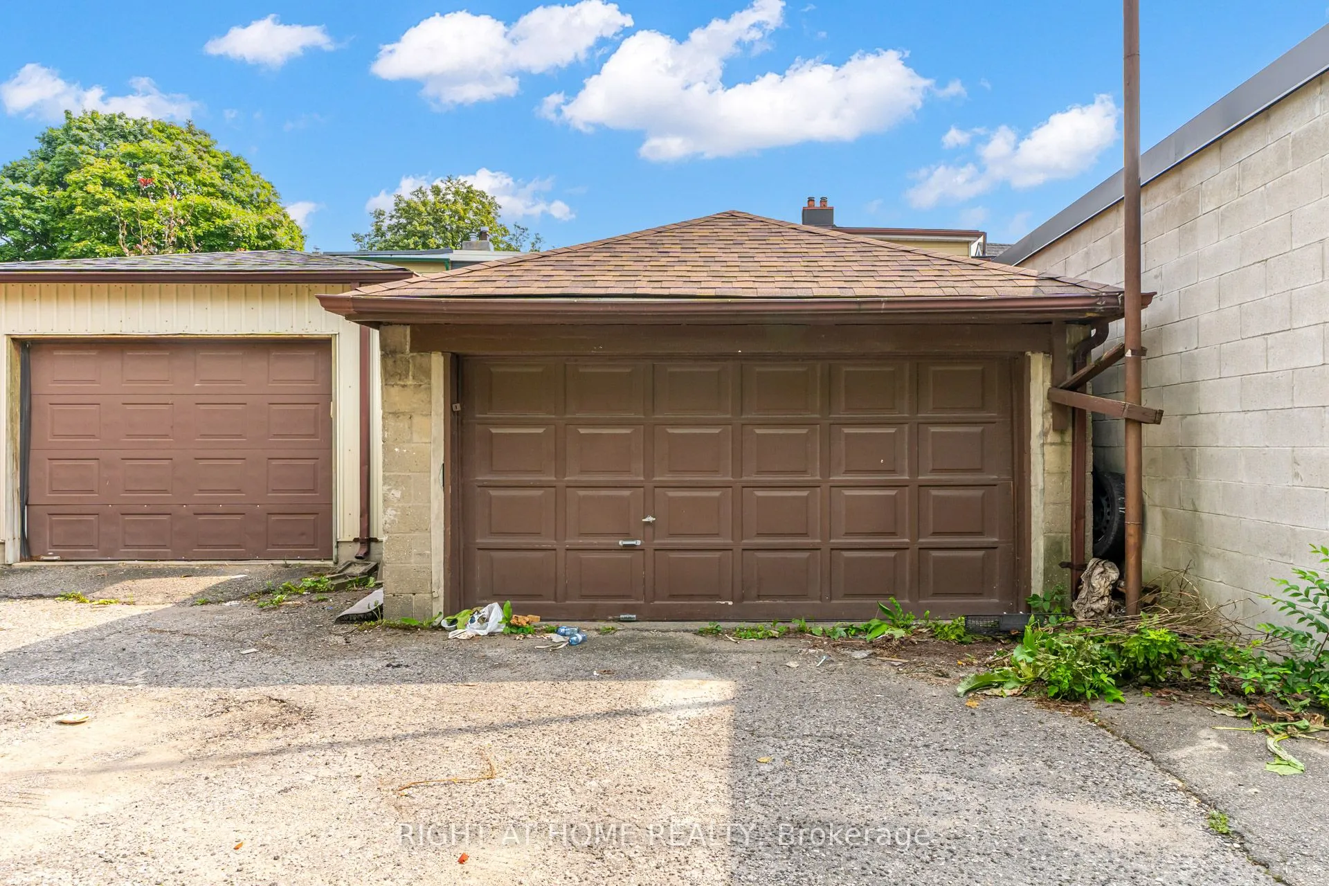 16 Pryor Avenue