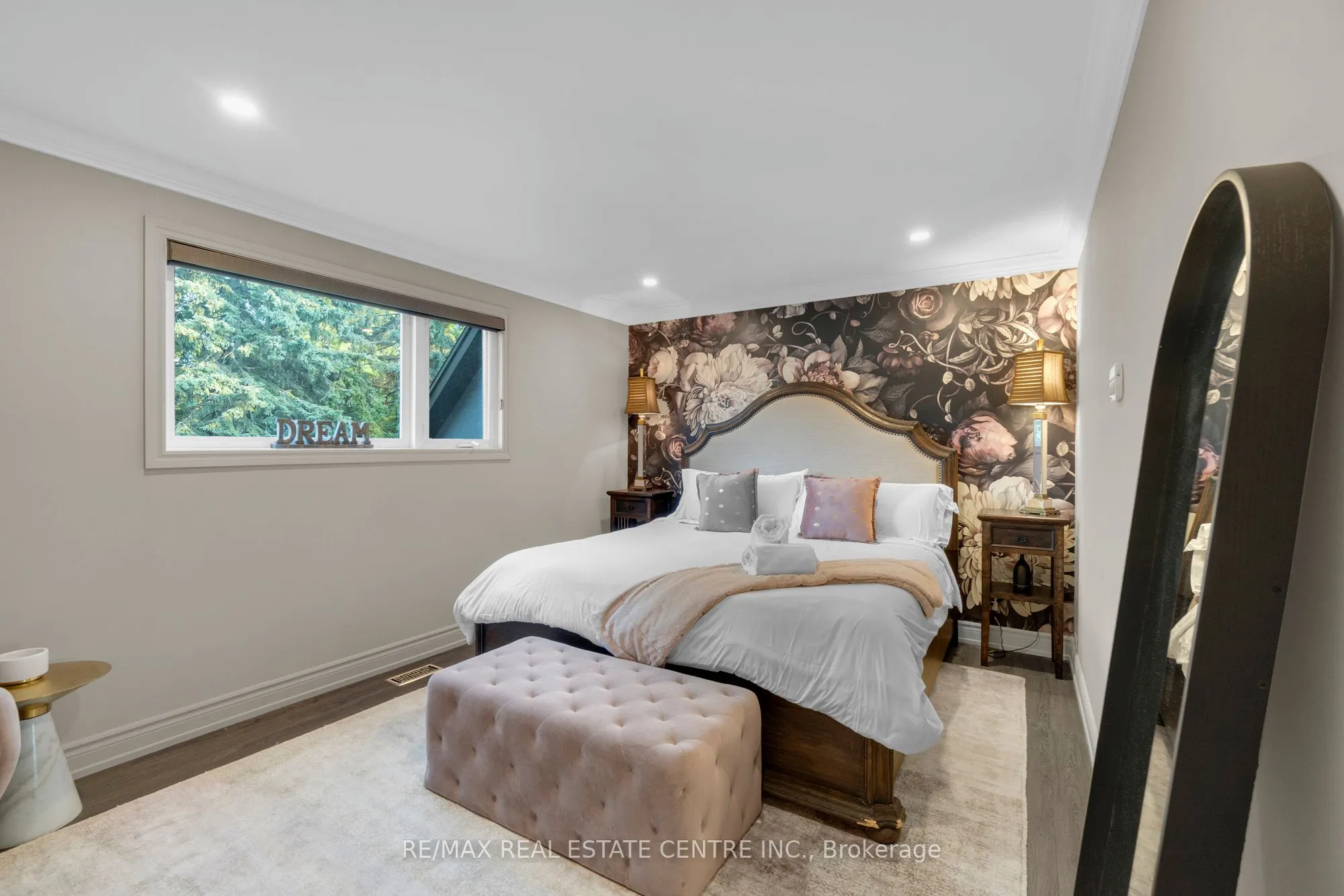 1175 Derry Road